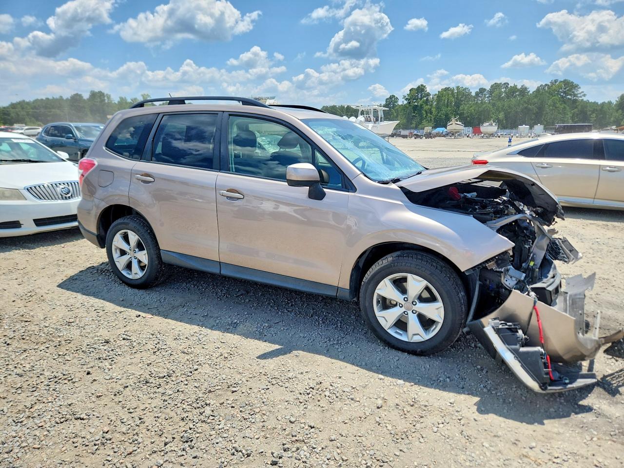 2015 Subaru Forester 2.5i Premium Tan vin: JF2SJADC7FH574235