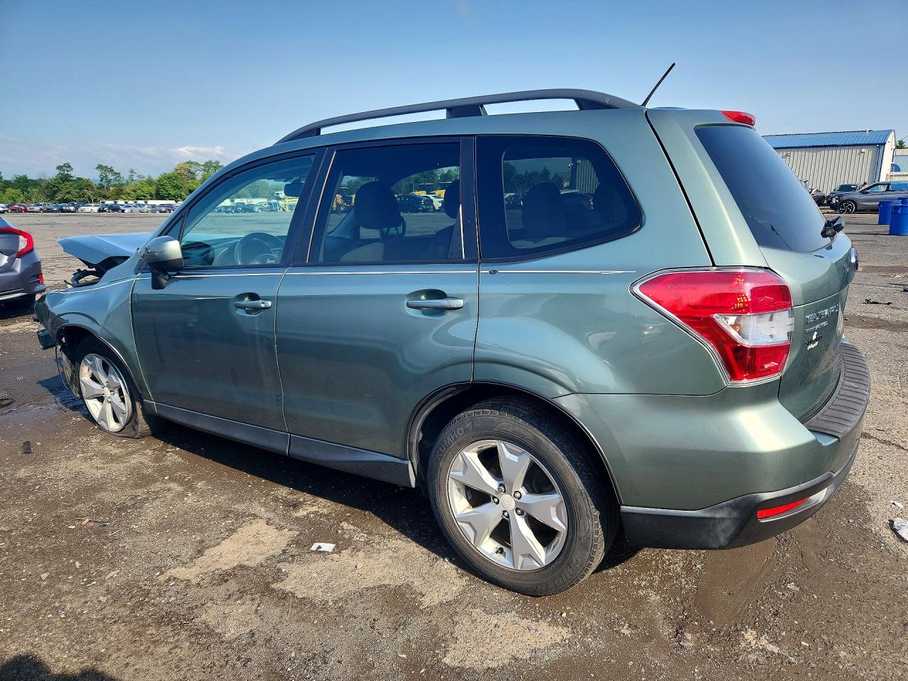 2015 Subaru Forester 2.5i Premium Green vin: JF2SJADC7FH803299