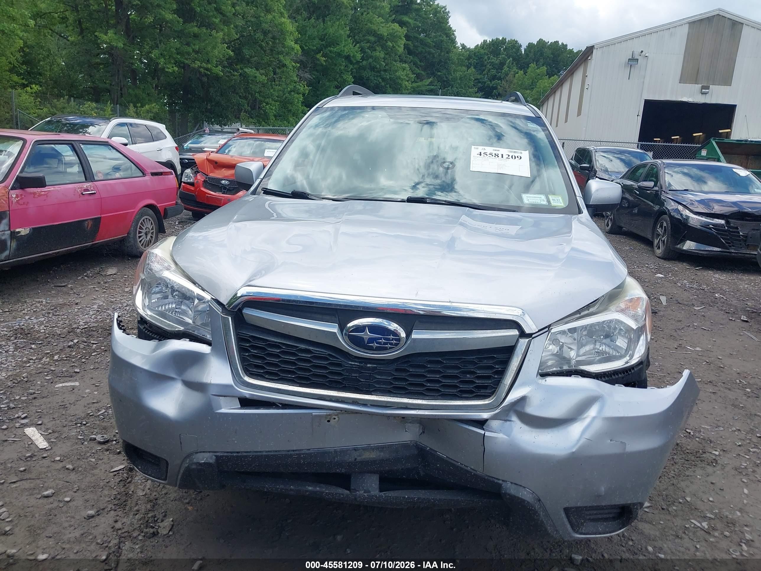 2015 Subaru Forester 2.5i Premium Silver vin: JF2SJADC7FH812634