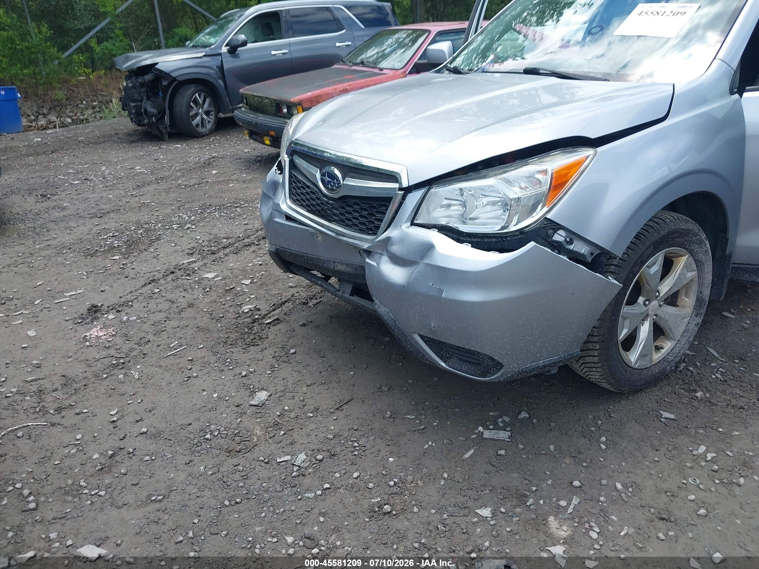 2015 Subaru Forester 2.5i Premium Silver vin: JF2SJADC7FH812634