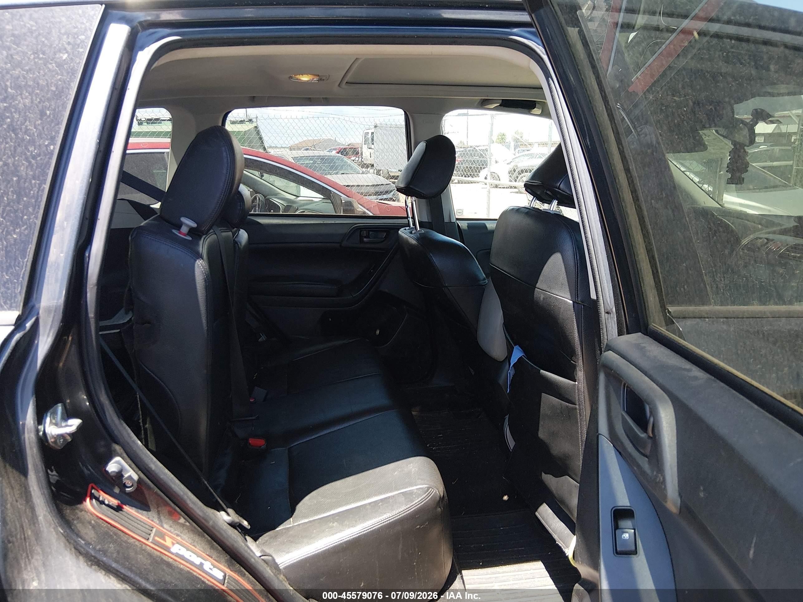 2015 Subaru Forester 2.5i Premium Gray vin: JF2SJADC8FG479575