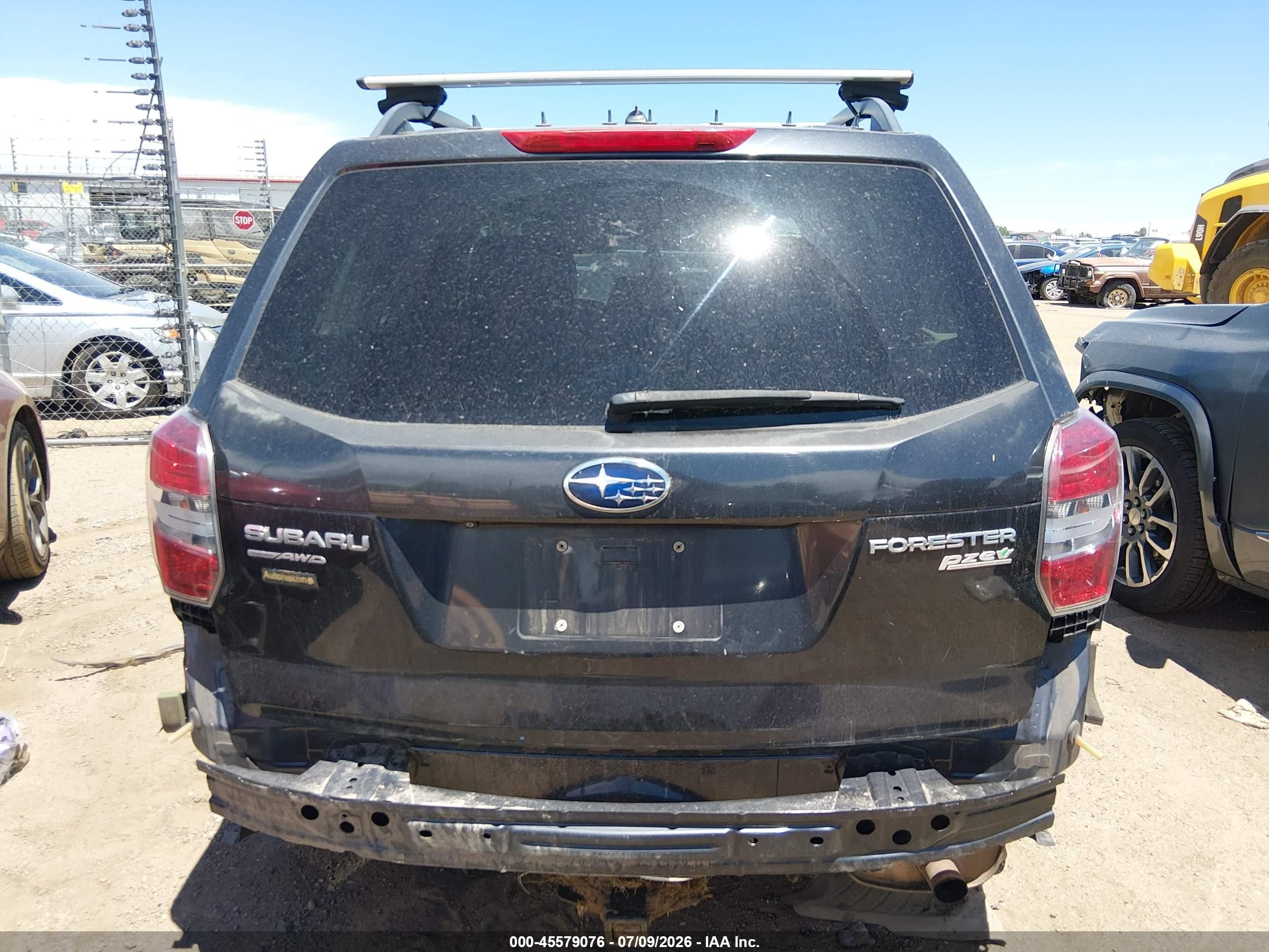 2015 Subaru Forester 2.5i Premium Gray vin: JF2SJADC8FG479575