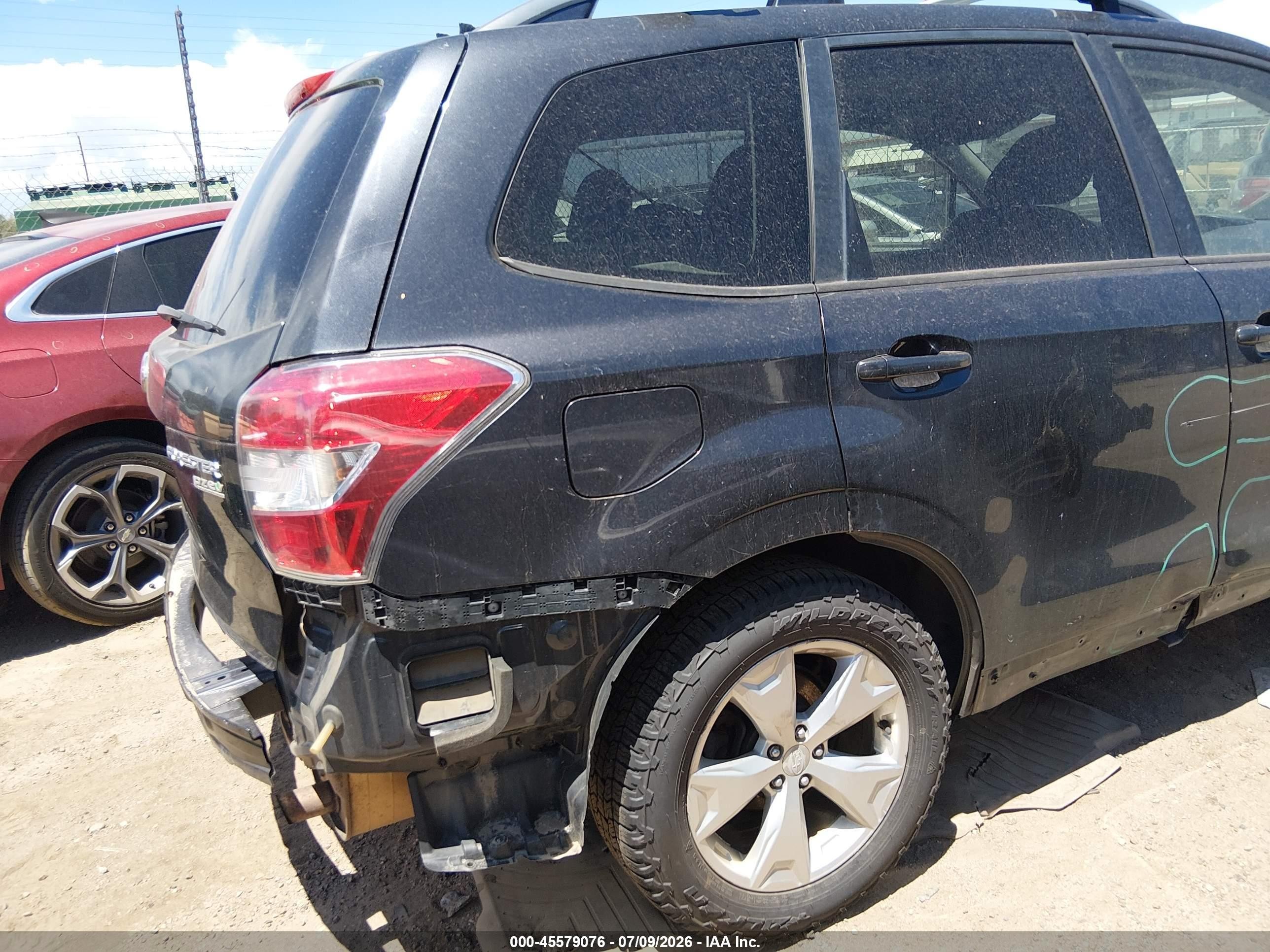 2015 Subaru Forester 2.5i Premium Gray vin: JF2SJADC8FG479575