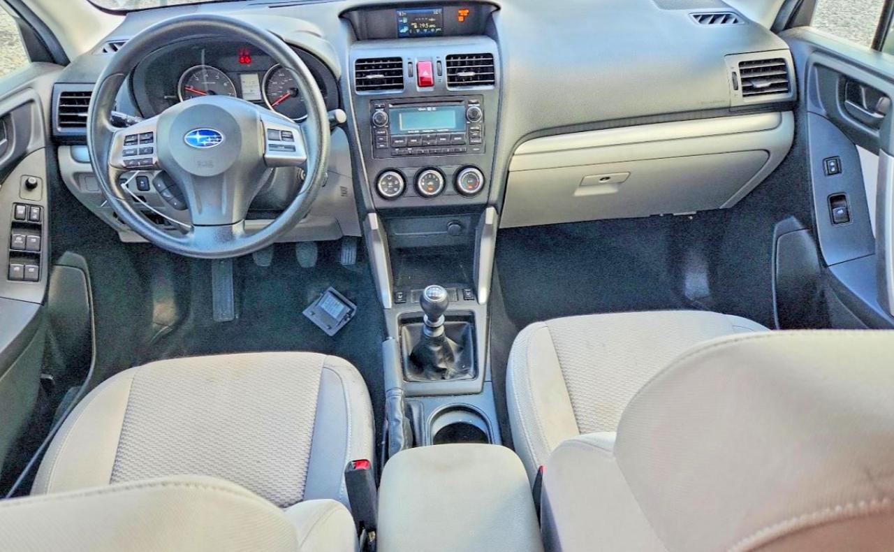 2015 Subaru Forester 2.5i Premium White vin: JF2SJADC8FG519508