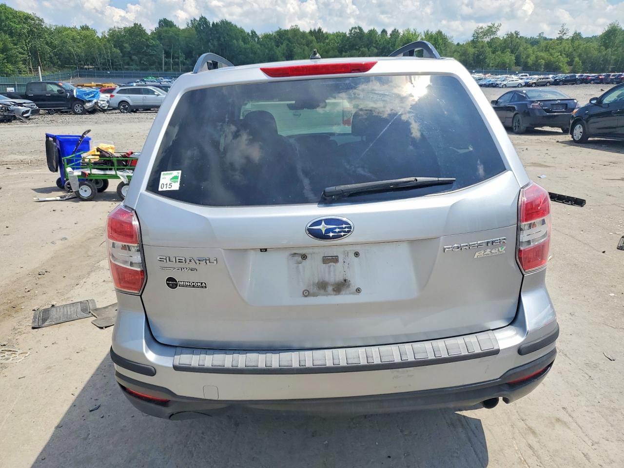 2015 Subaru Forester 2.5i Premium Silver vin: JF2SJADC8FH401971
