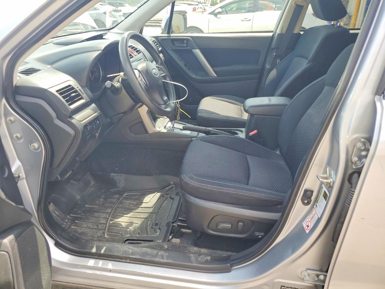 2015 Subaru Forester 2.5i Premium Silver vin: JF2SJADC8FH401971