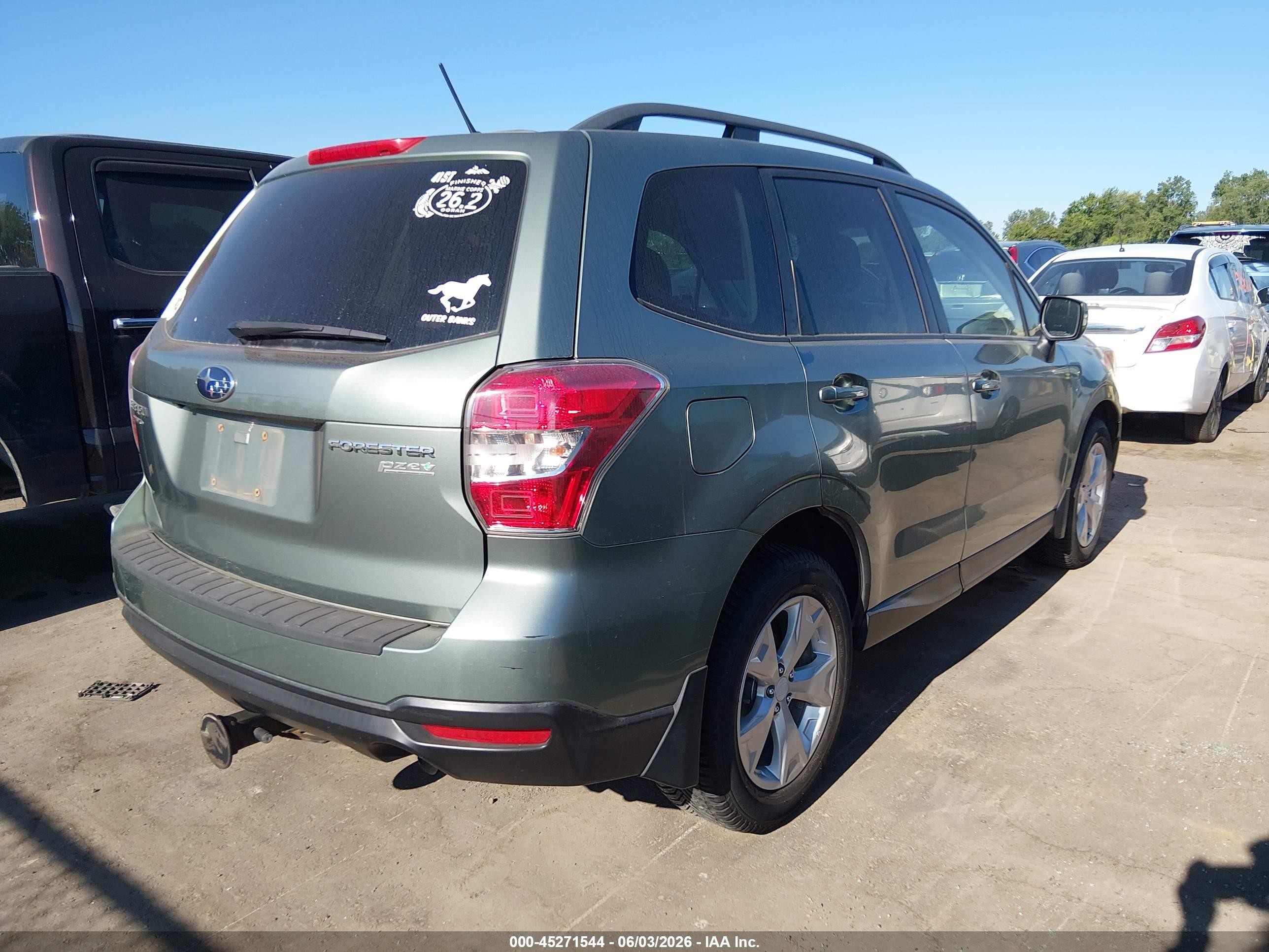 2015 Subaru Forester 2.5i Premium Green vin: JF2SJADC8FH405082