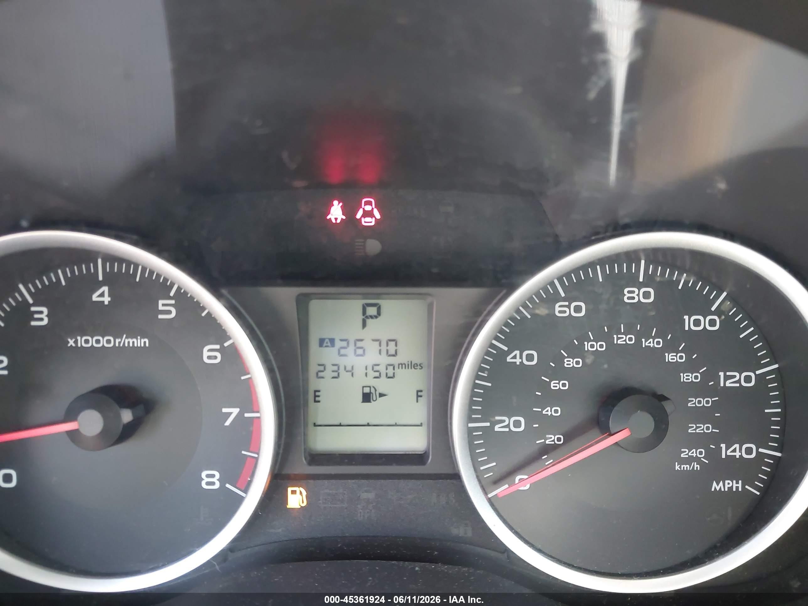 2015 Subaru Forester 2.5i Premium Silver vin: JF2SJADC8FH416065