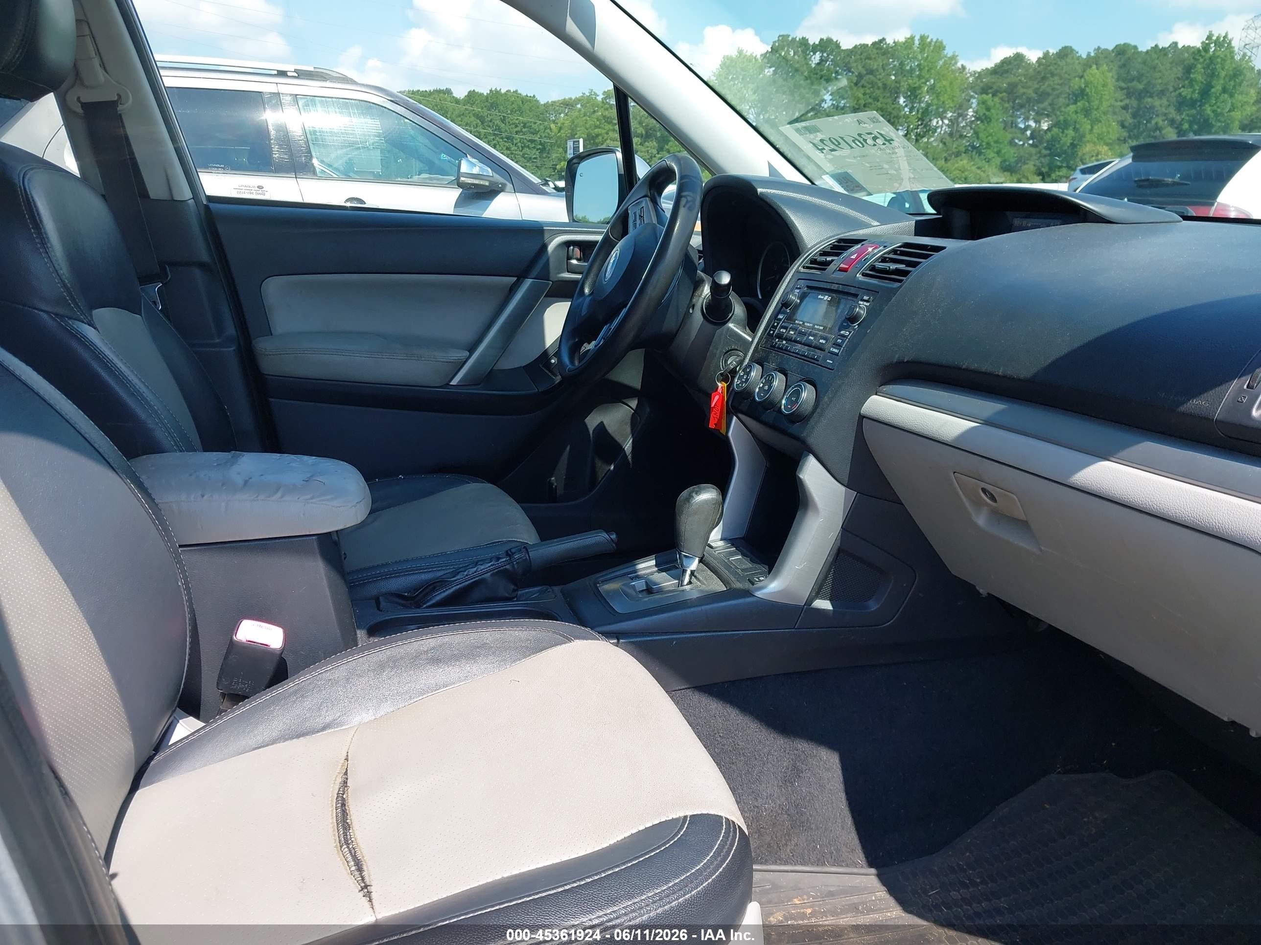 2015 Subaru Forester 2.5i Premium Silver vin: JF2SJADC8FH416065