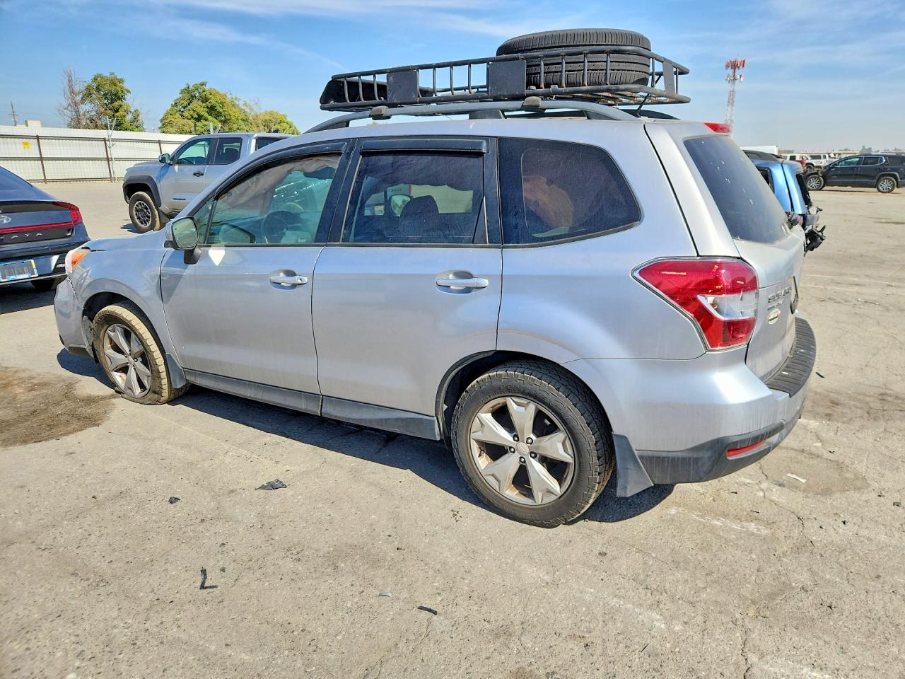 2015 Subaru Forester 2.5i Premium Silver vin: JF2SJADC8FH442309