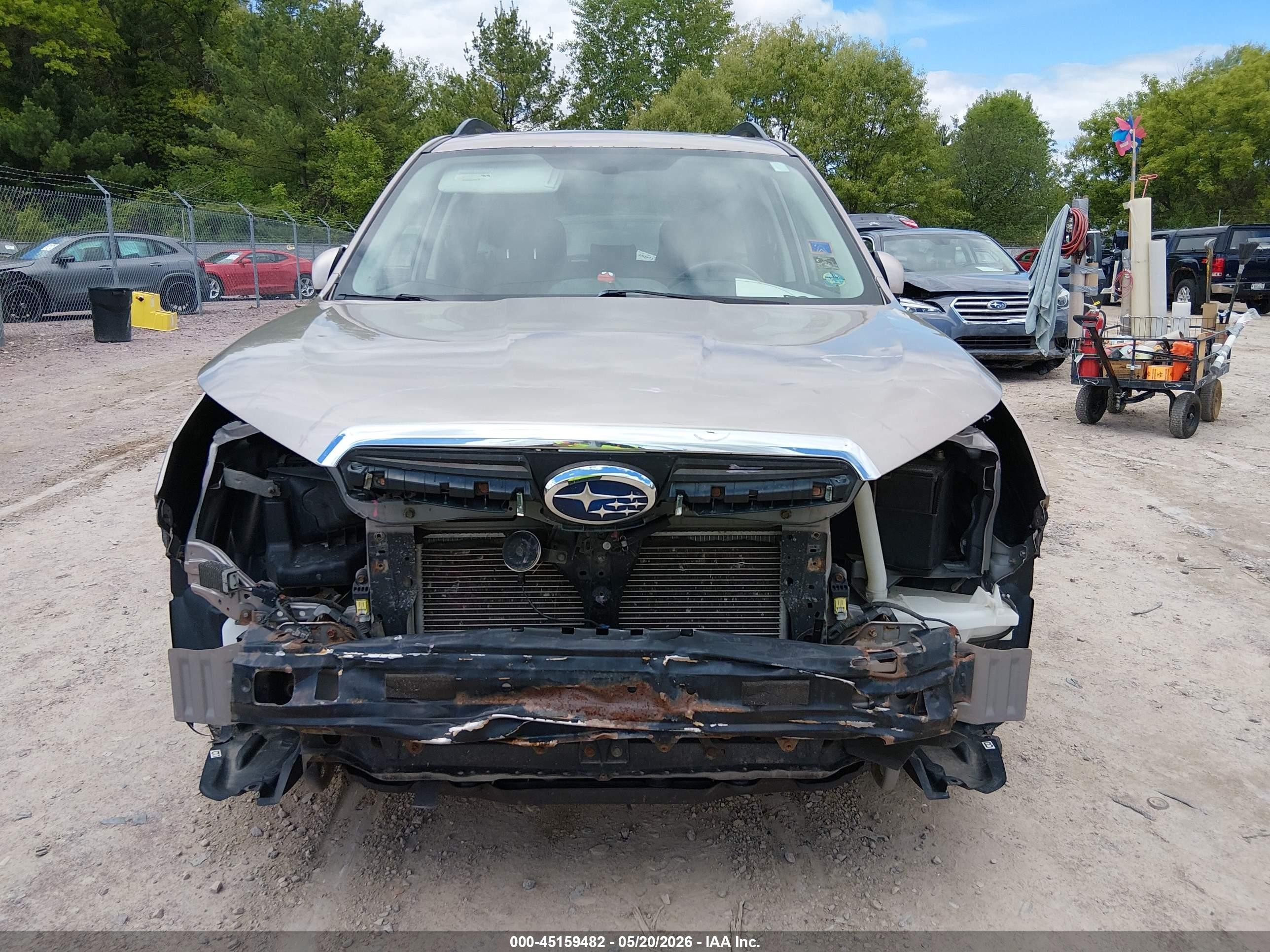 2015 Subaru Forester 2.5i Premium Tan vin: JF2SJADC8FH497102