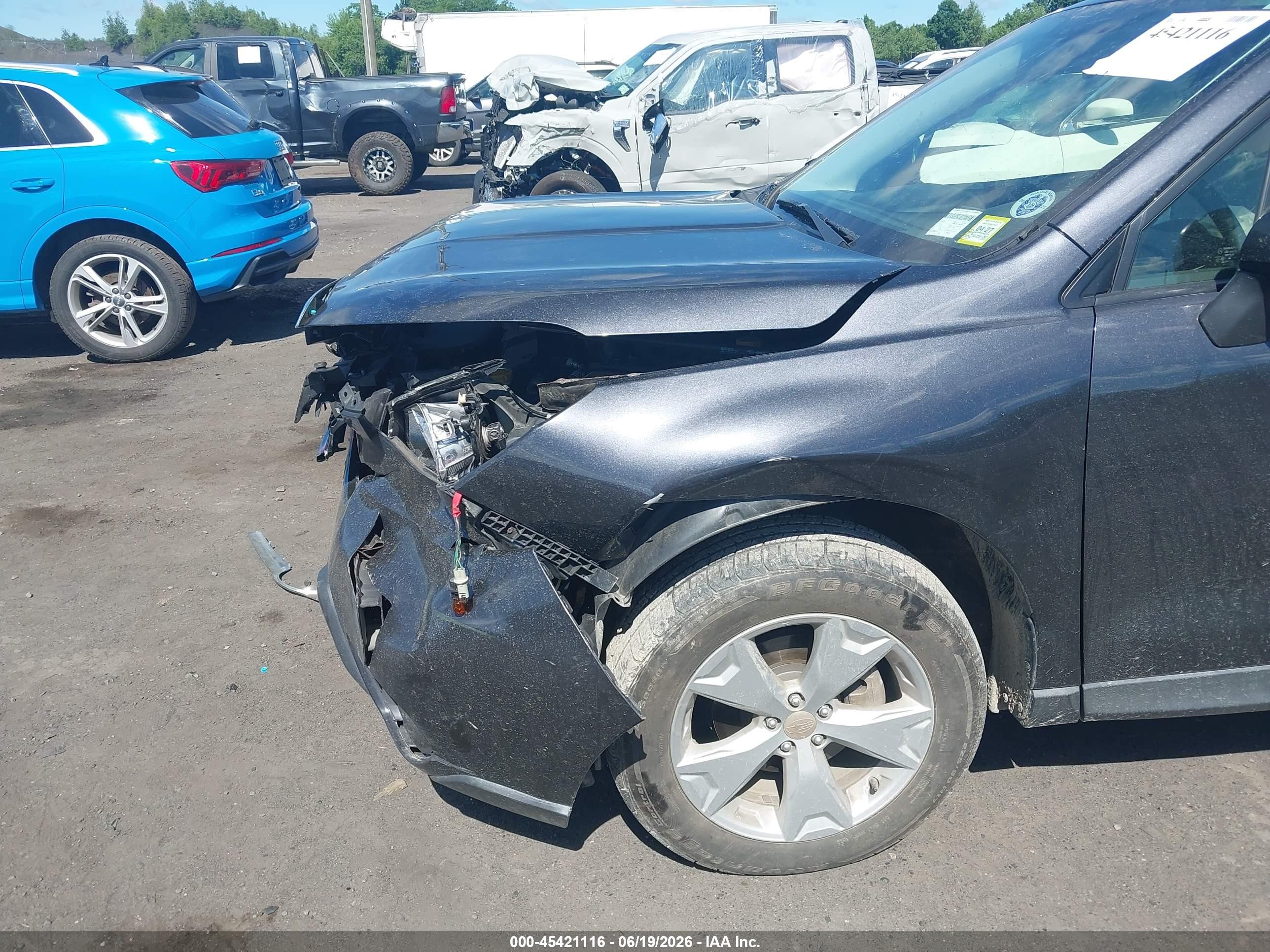 2015 Subaru Forester 2.5i Premium Серый vin: JF2SJADC8FH523150