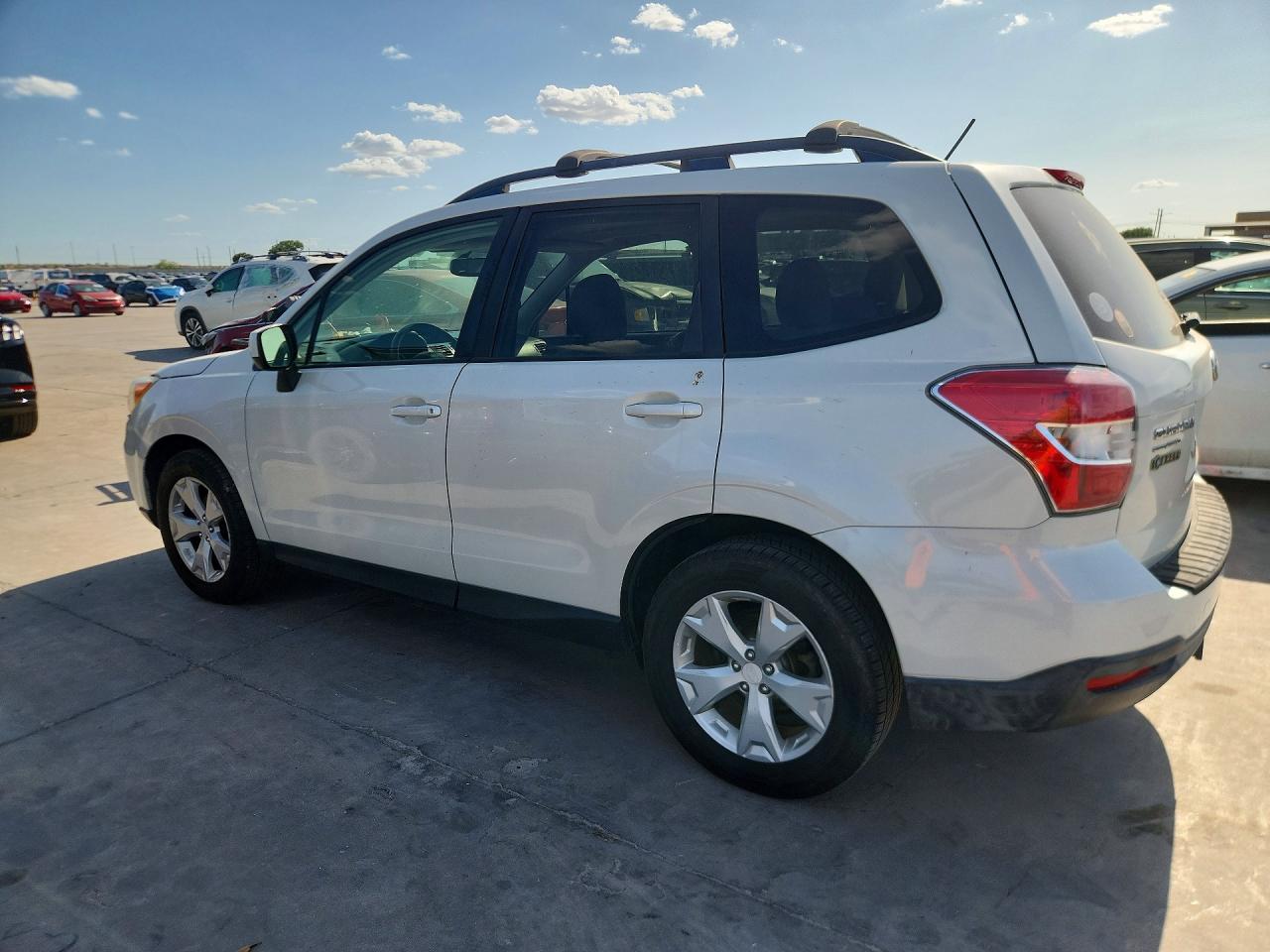 2015 Subaru Forester 2.5i Premium Белый vin: JF2SJADC8FH542118
