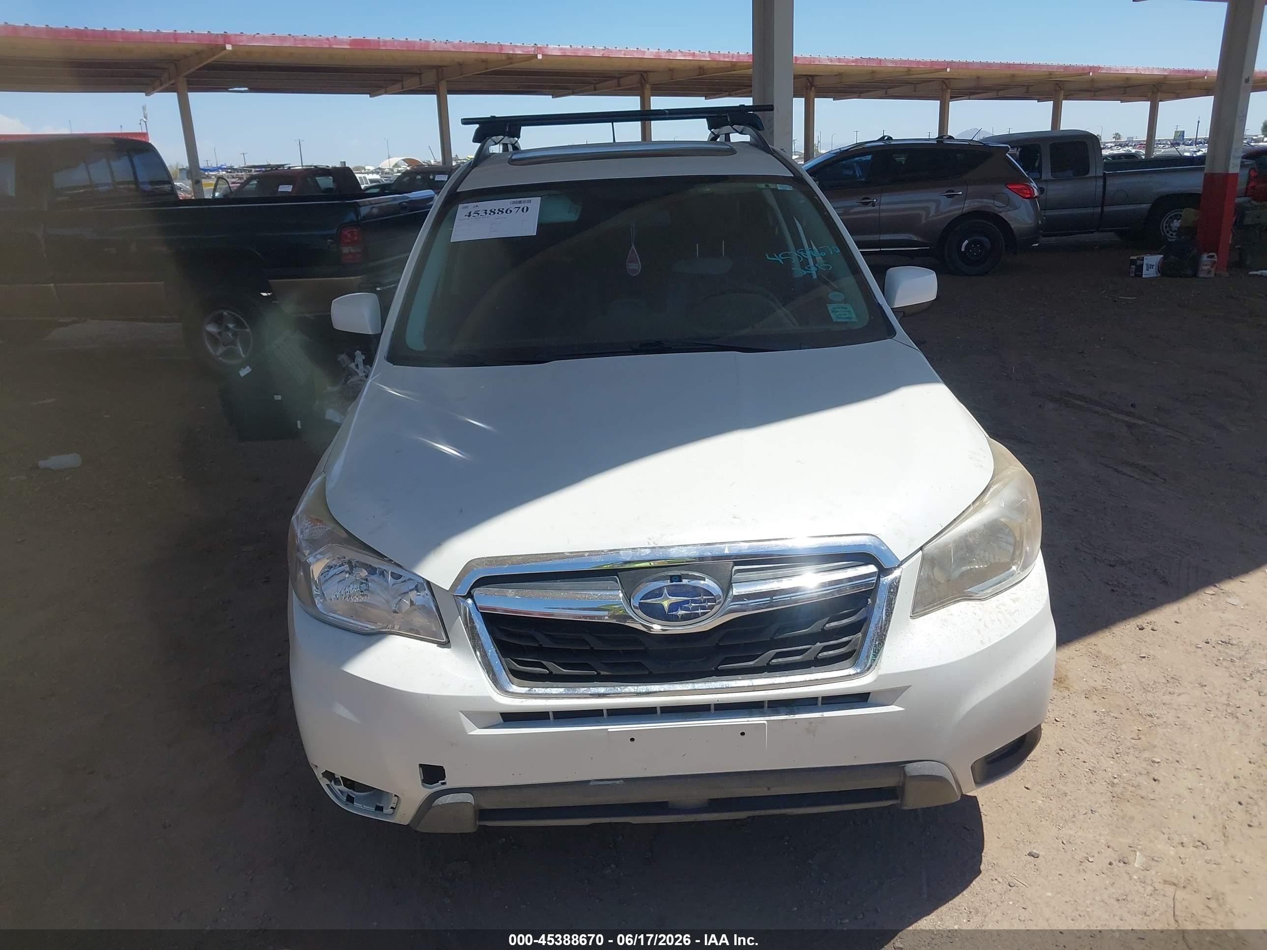 2015 Subaru Forester 2.5i Premium White vin: JF2SJADC8FH551160