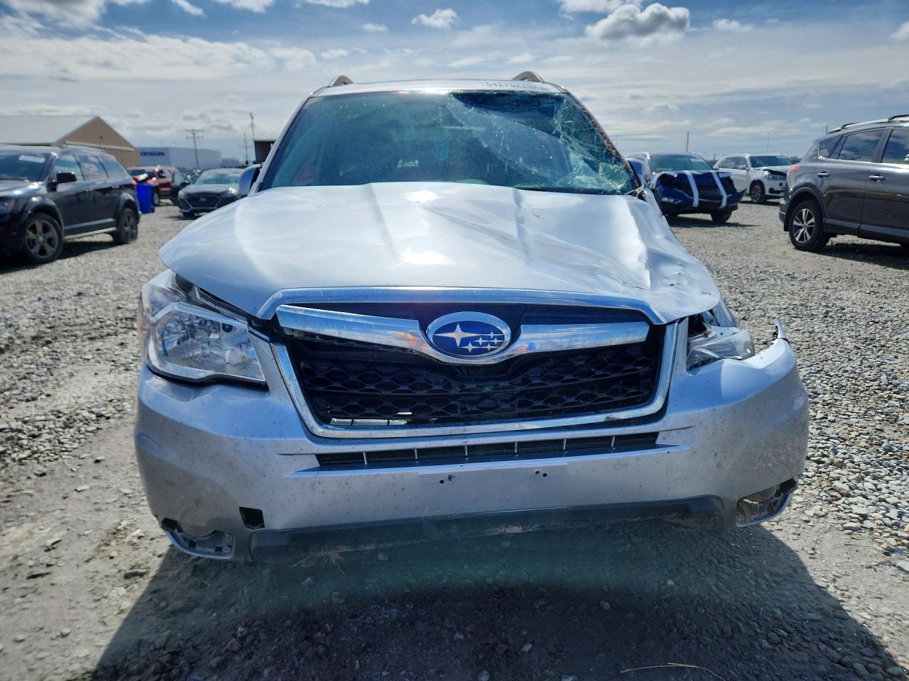 2015 Subaru Forester 2.5i Premium Silver vin: JF2SJADC8FH557637