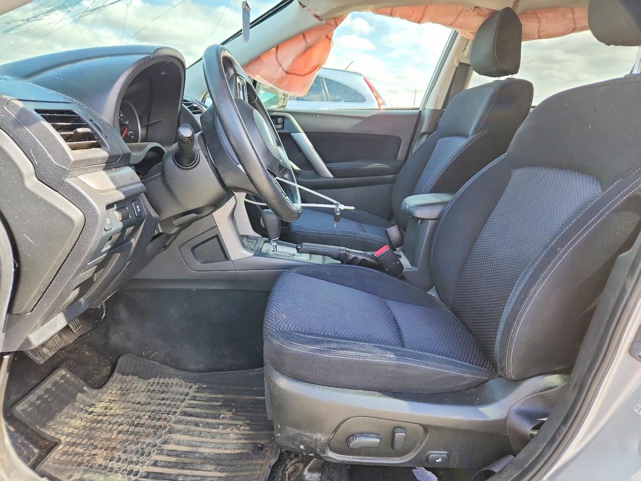 2015 Subaru Forester 2.5i Premium Silver vin: JF2SJADC8FH557637