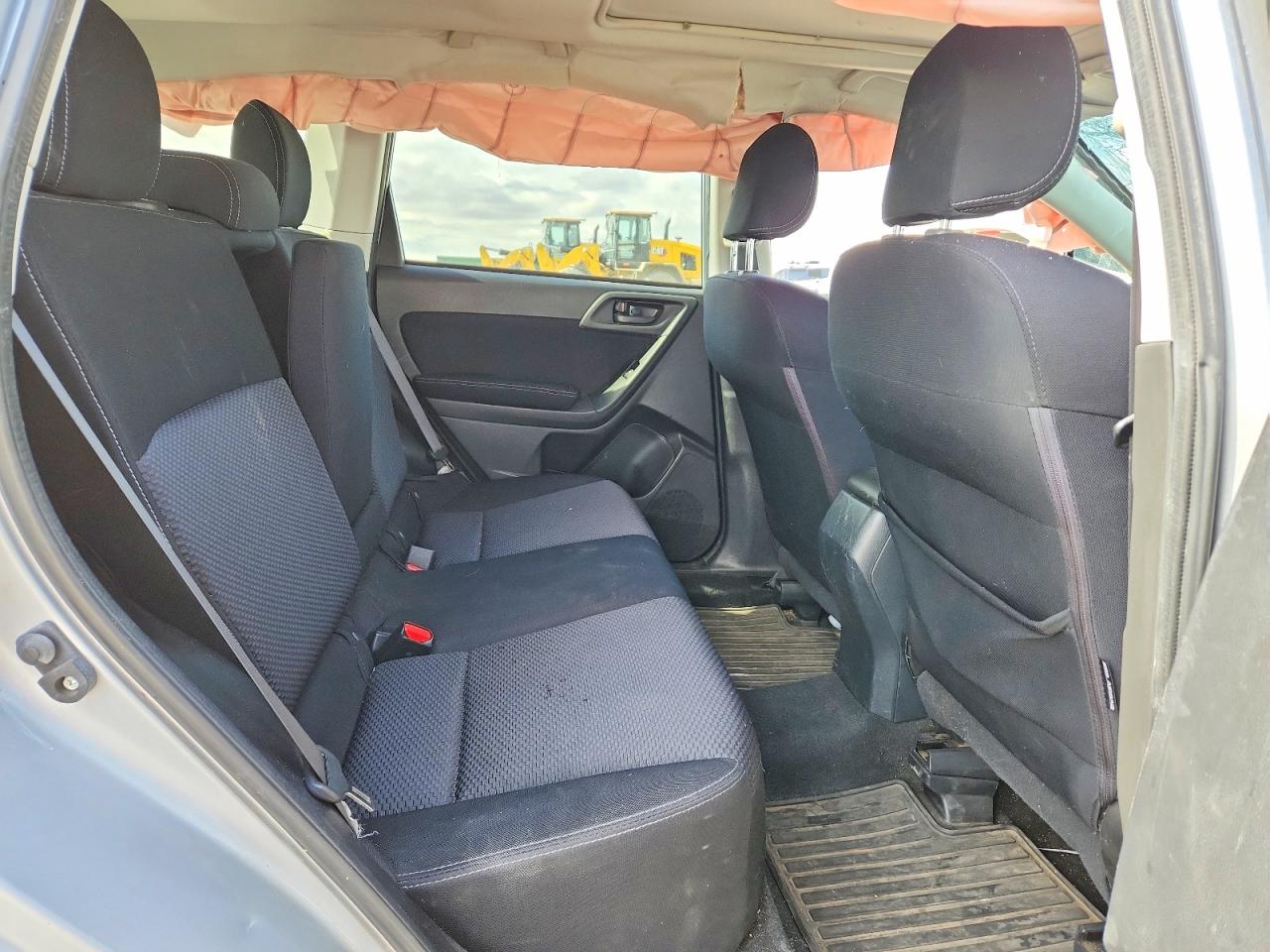 2015 Subaru Forester 2.5i Premium Silver vin: JF2SJADC8FH557637