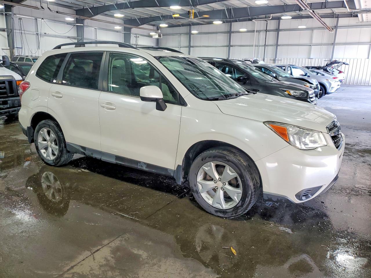 2015 Subaru Forester 2.5i Premium White vin: JF2SJADC8FH582330