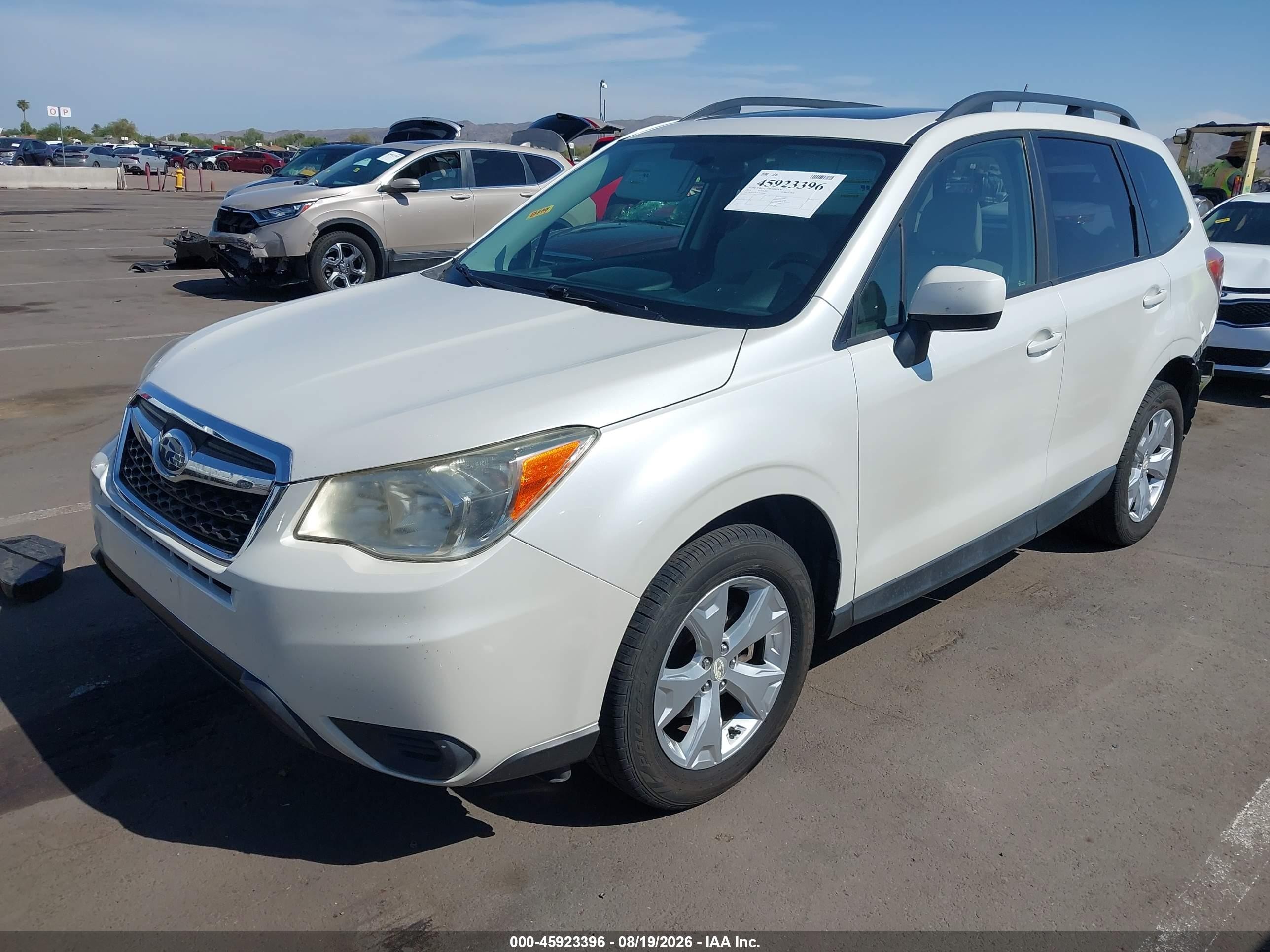 2014 Subaru Forester 2.5i Premium White vin: JF2SJADC9EH500460