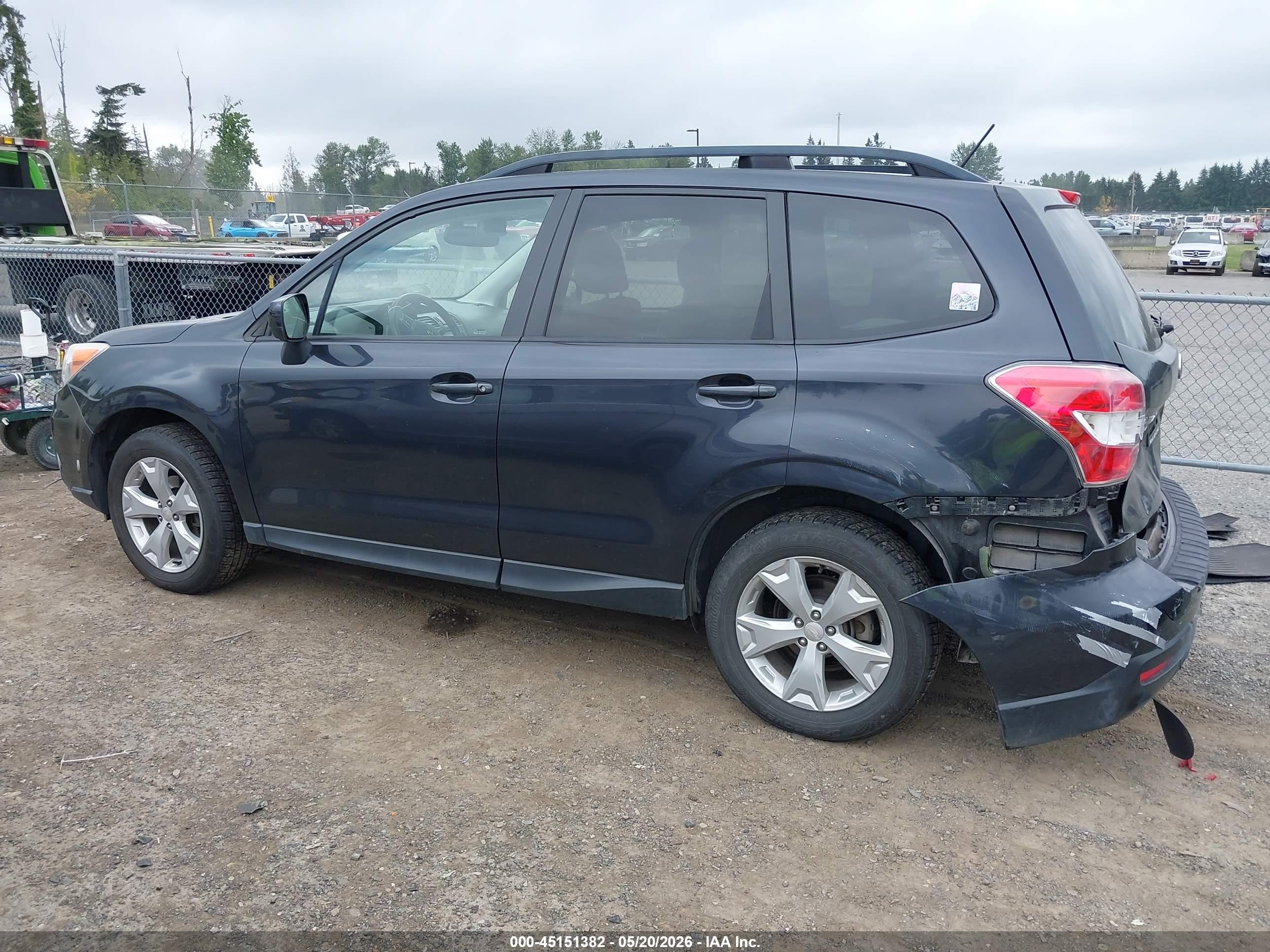 2014 Subaru Forester 2.5i Premium Gray vin: JF2SJADC9EH516450