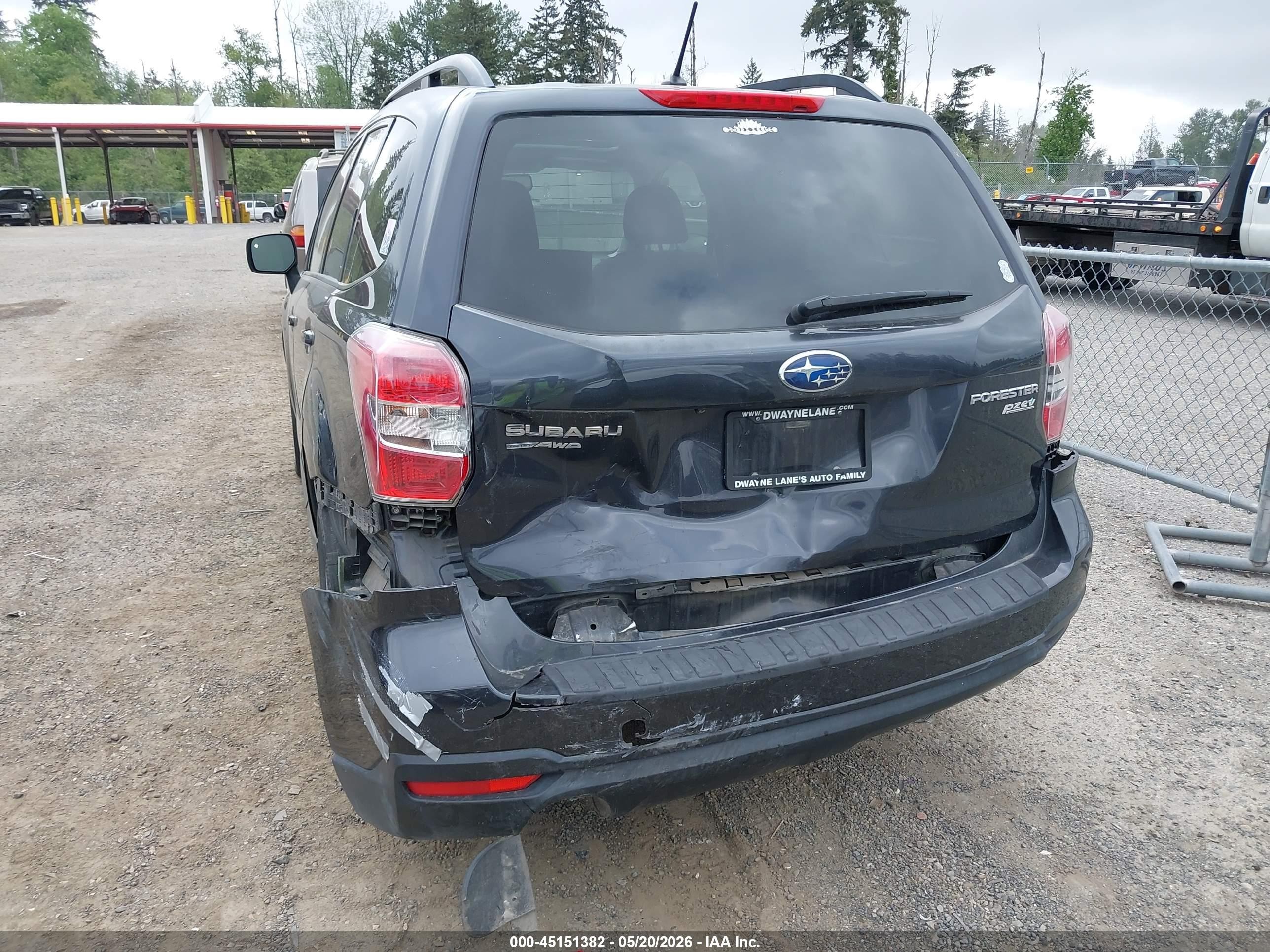 2014 Subaru Forester 2.5i Premium Gray vin: JF2SJADC9EH516450