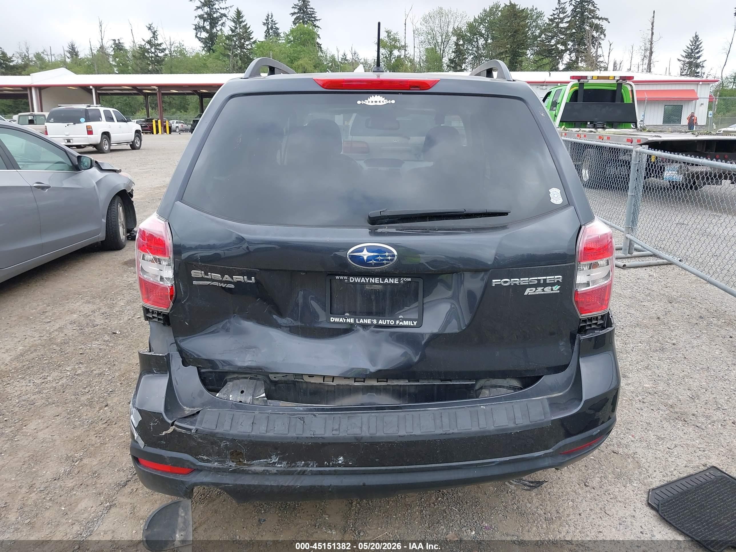 2014 Subaru Forester 2.5i Premium Gray vin: JF2SJADC9EH516450