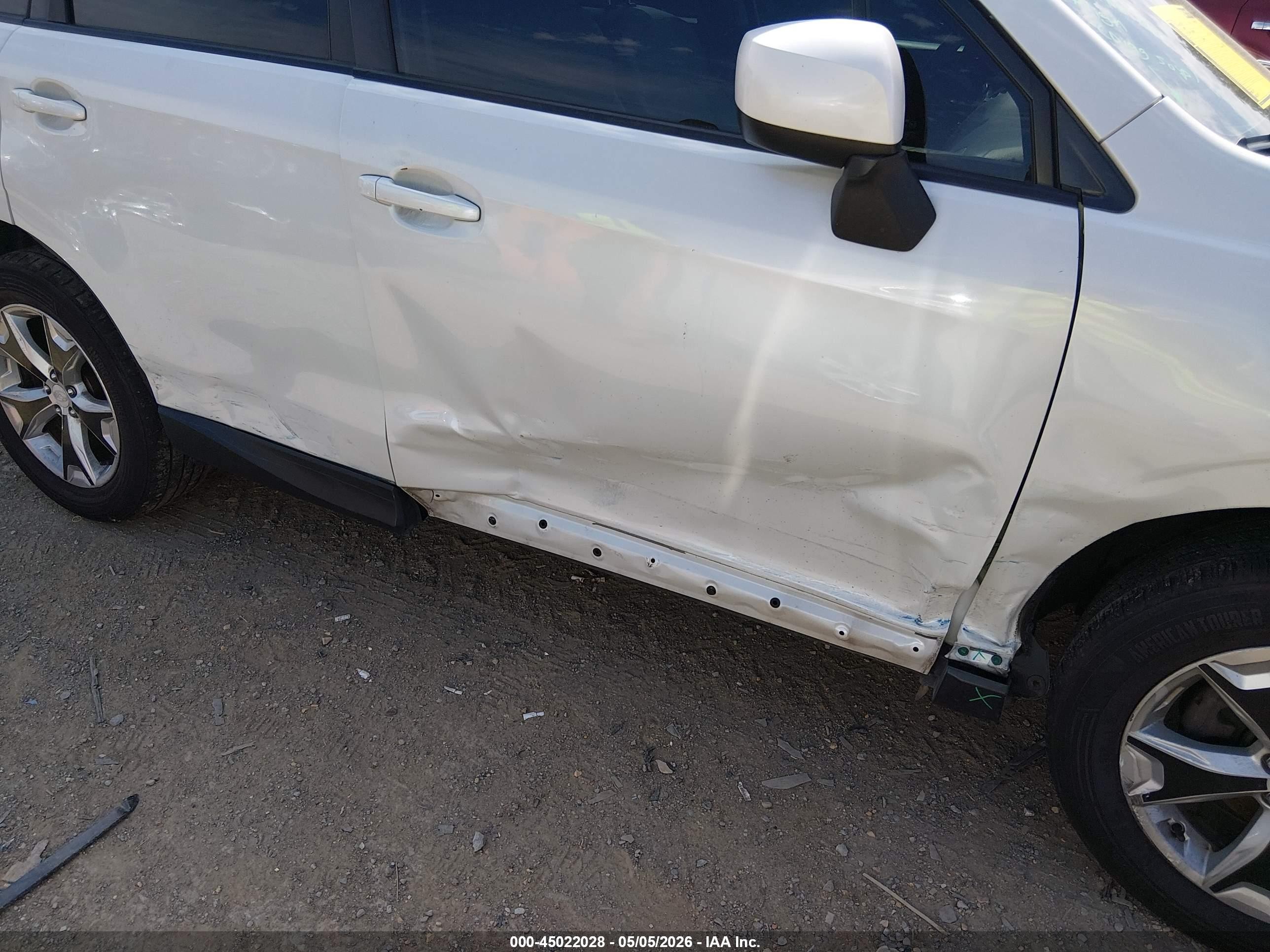 2014 Subaru Forester 2.5i Premium White vin: JF2SJADC9EH553157