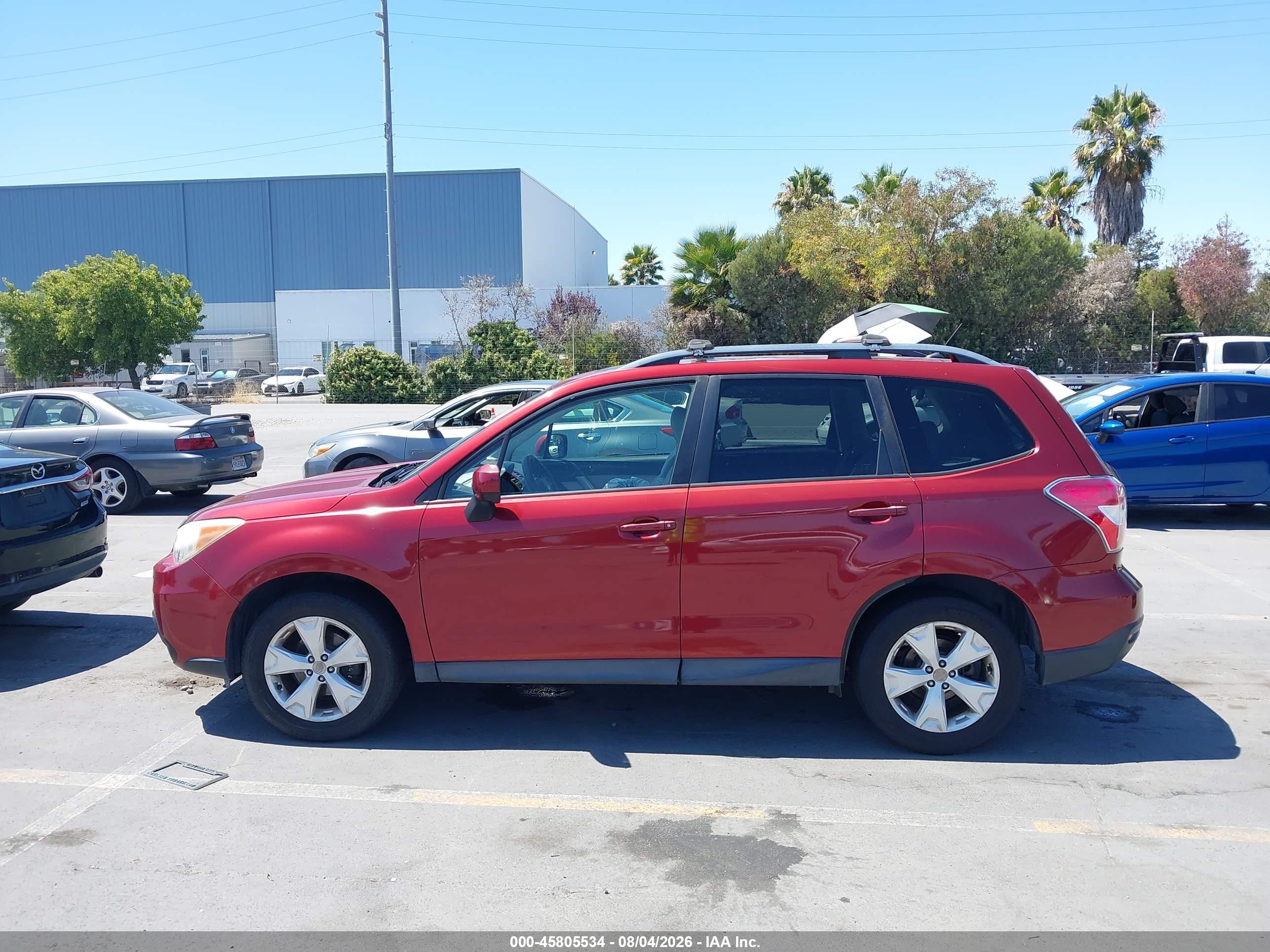 2015 Subaru Forester 2.5i Premium Red vin: JF2SJADC9FG550735