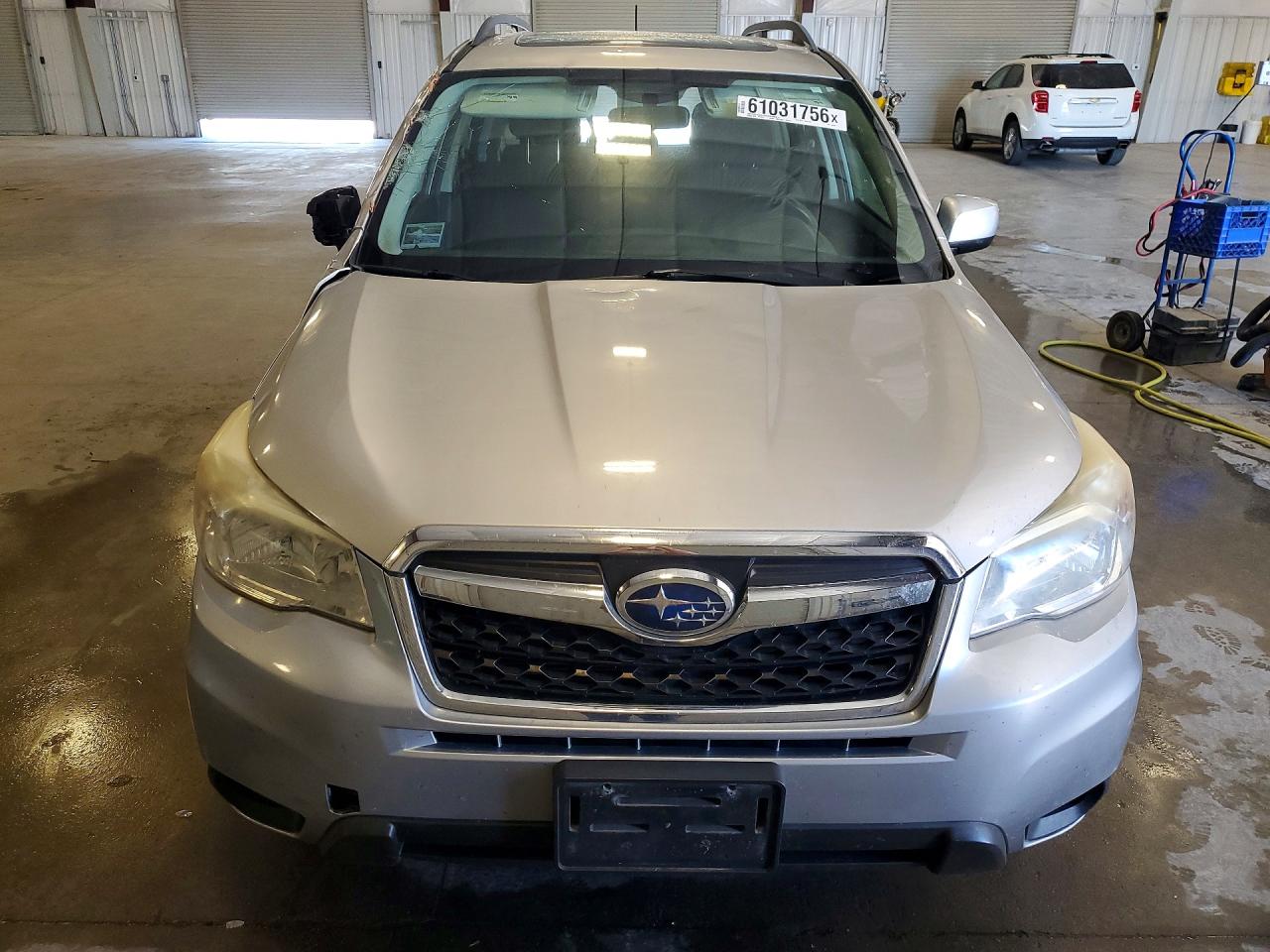 2015 Subaru Forester 2.5i Premium Silver vin: JF2SJADC9FH402658