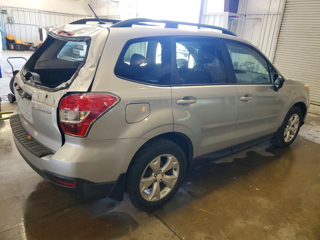 2015 Subaru Forester 2.5i Premium Silver vin: JF2SJADC9FH402658