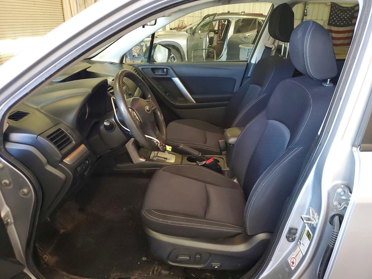 2015 Subaru Forester 2.5i Premium Silver vin: JF2SJADC9FH402658