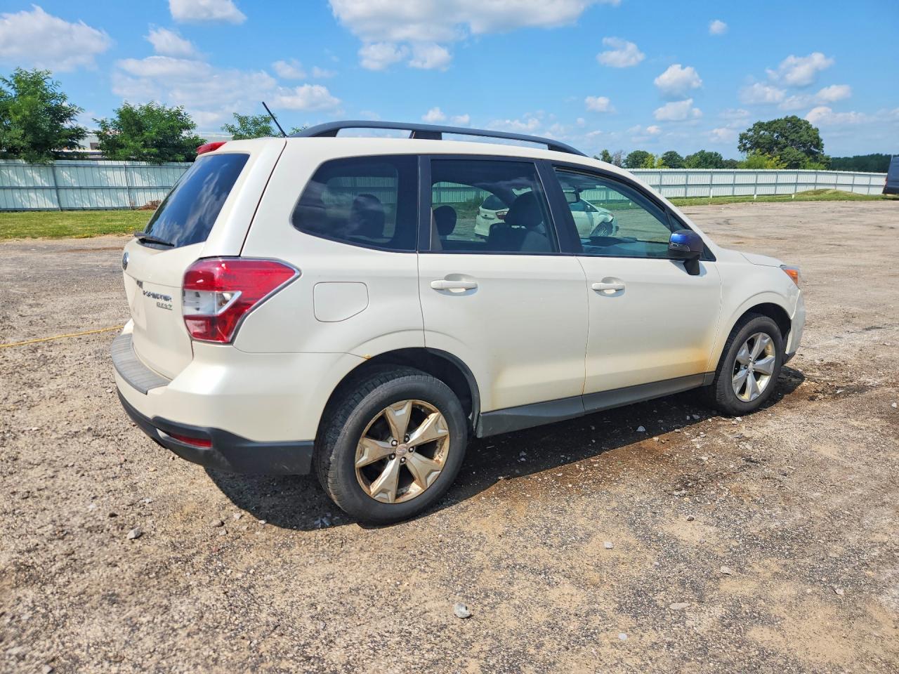 2015 Subaru Forester 2.5i Premium White vin: JF2SJADC9FH461810