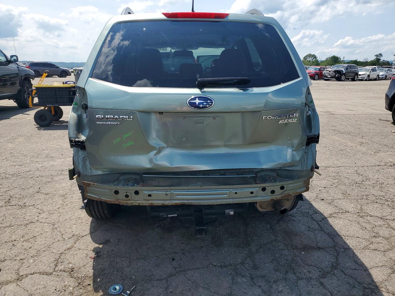 2015 Subaru Forester 2.5i Premium Teal vin: JF2SJADC9FH462178