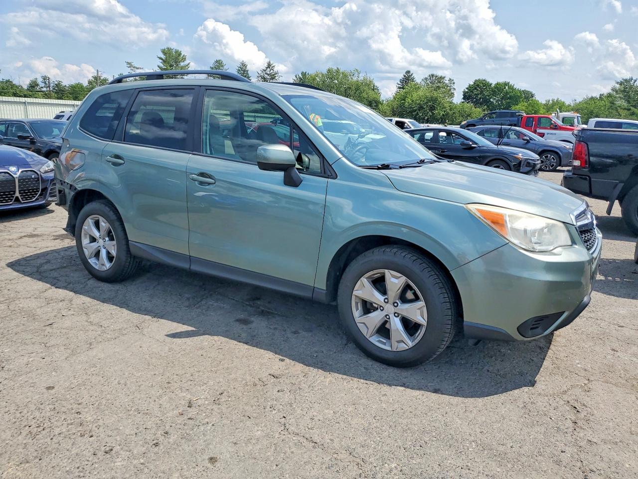 2015 Subaru Forester 2.5i Premium Teal vin: JF2SJADC9FH462178
