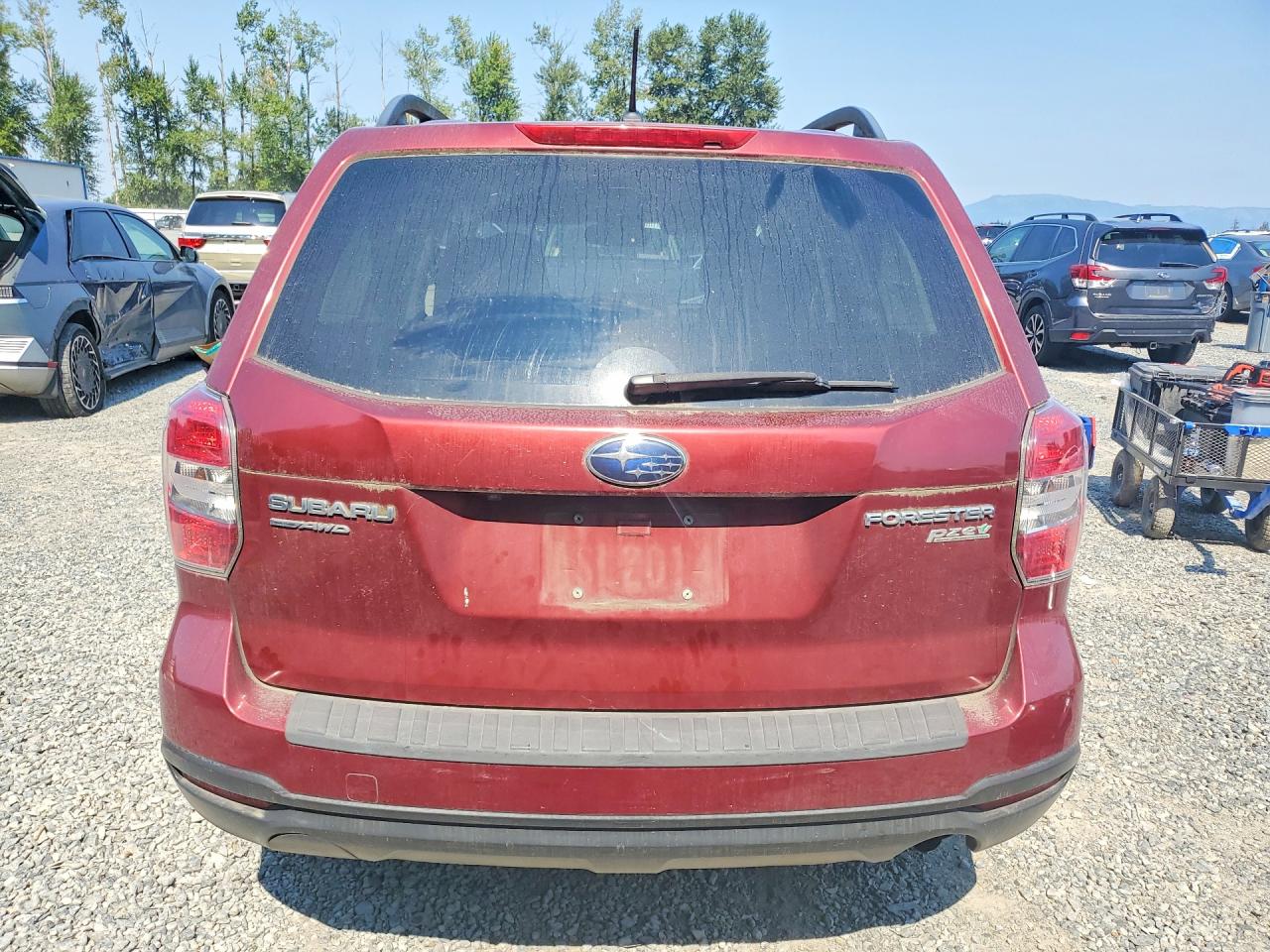 2015 Subaru Forester 2.5i Premium Red vin: JF2SJADC9FH487307