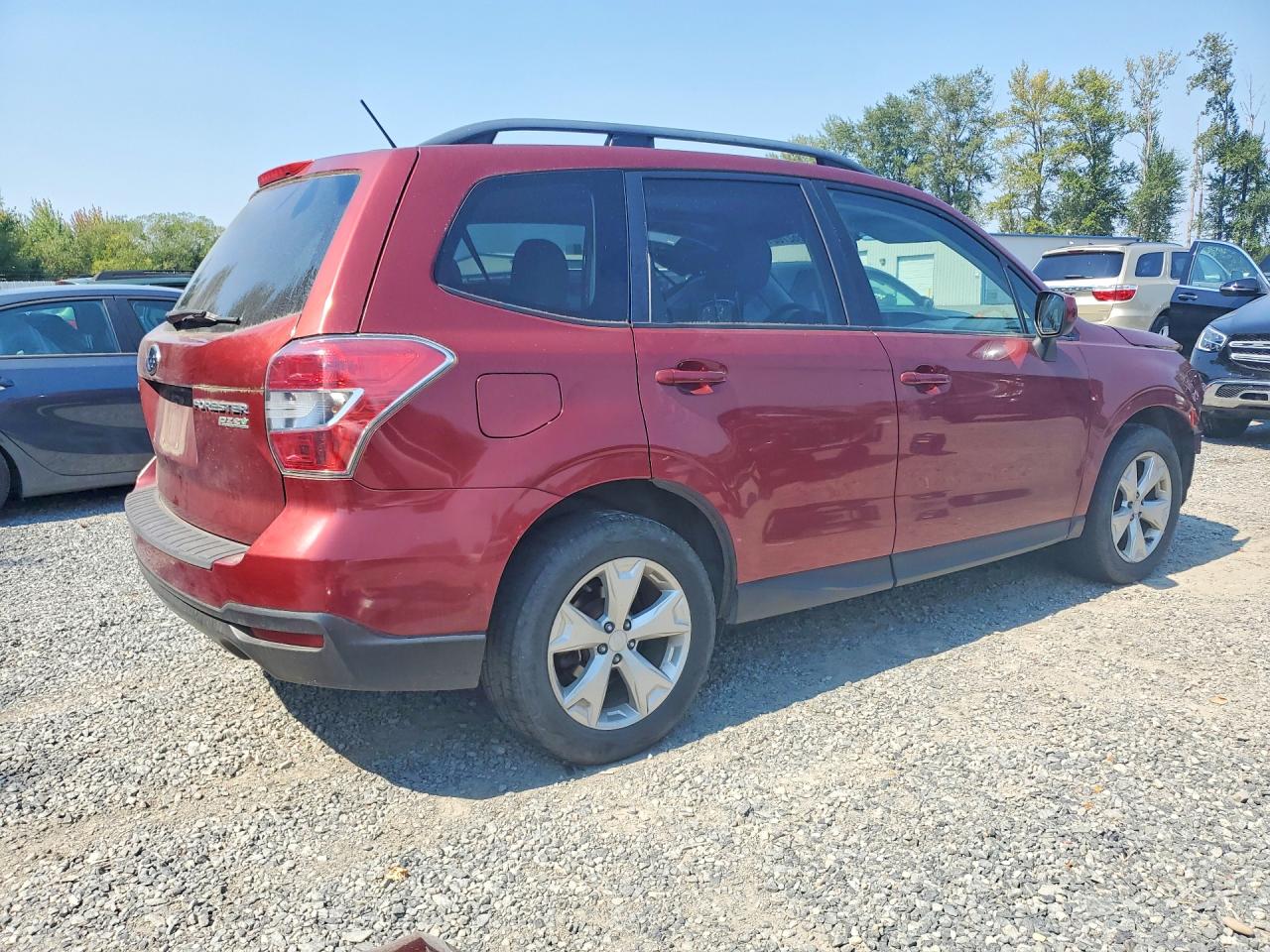 2015 Subaru Forester 2.5i Premium Red vin: JF2SJADC9FH487307