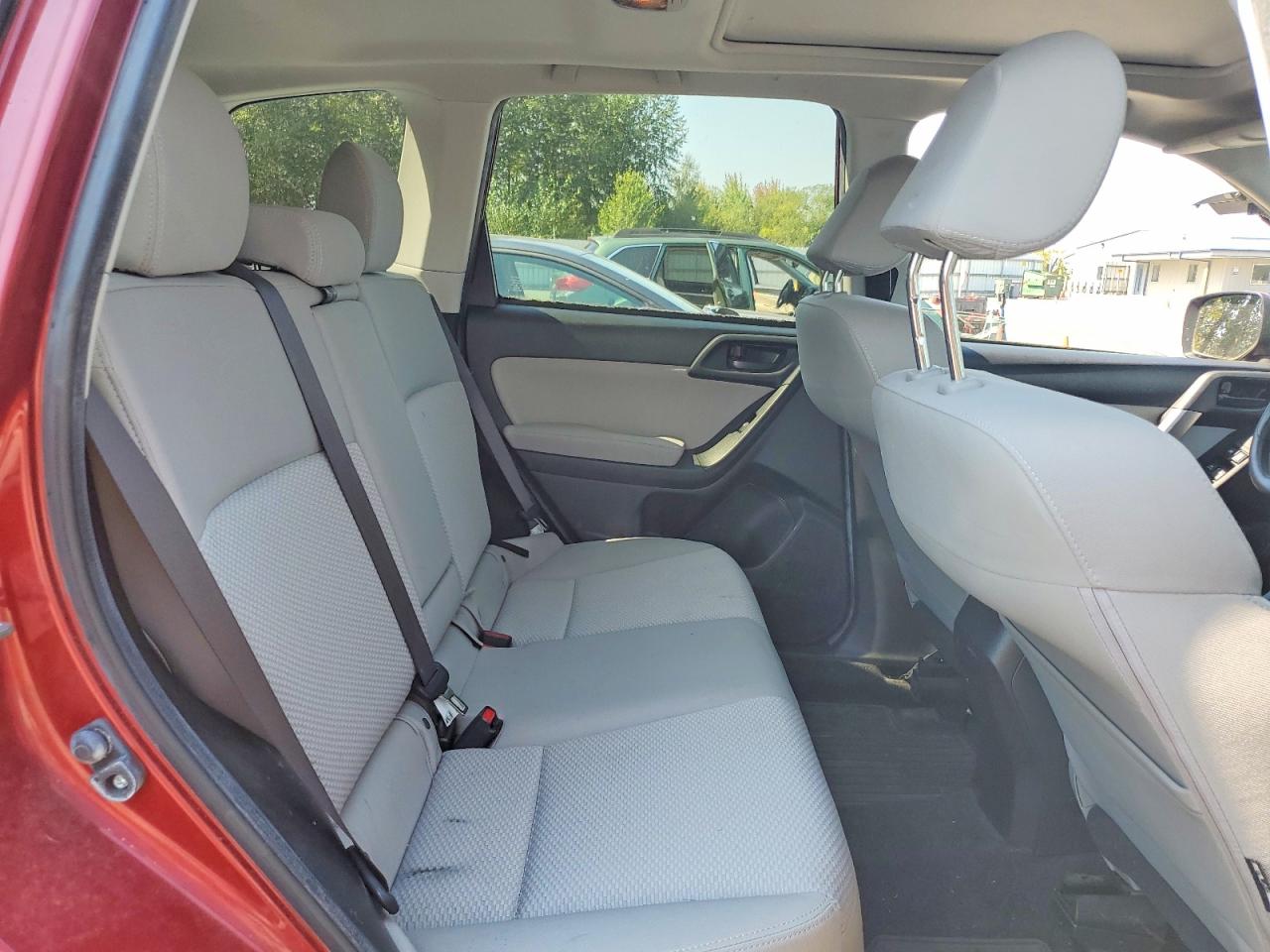 2015 Subaru Forester 2.5i Premium Red vin: JF2SJADC9FH487307