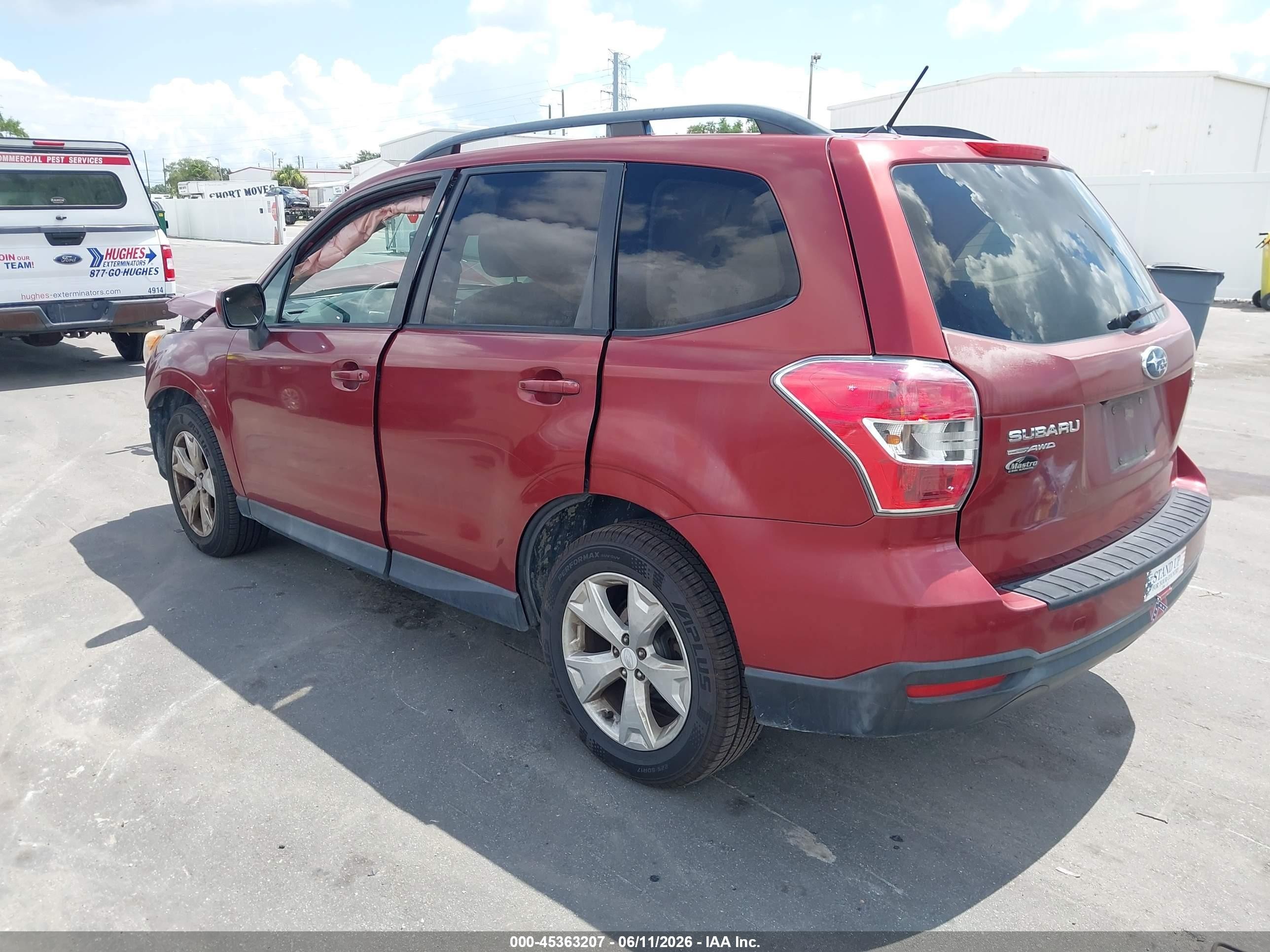 2015 Subaru Forester 2.5i Premium Red vin: JF2SJADC9FH826647