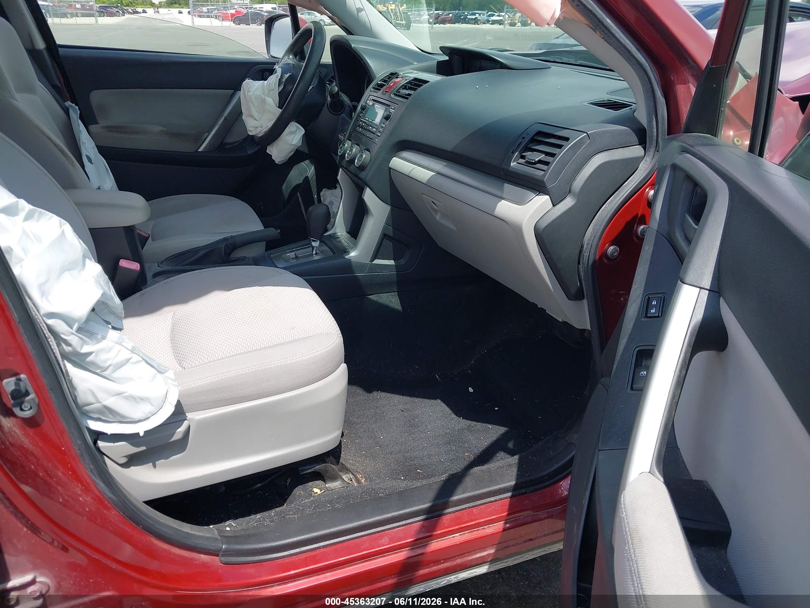 2015 Subaru Forester 2.5i Premium Red vin: JF2SJADC9FH826647
