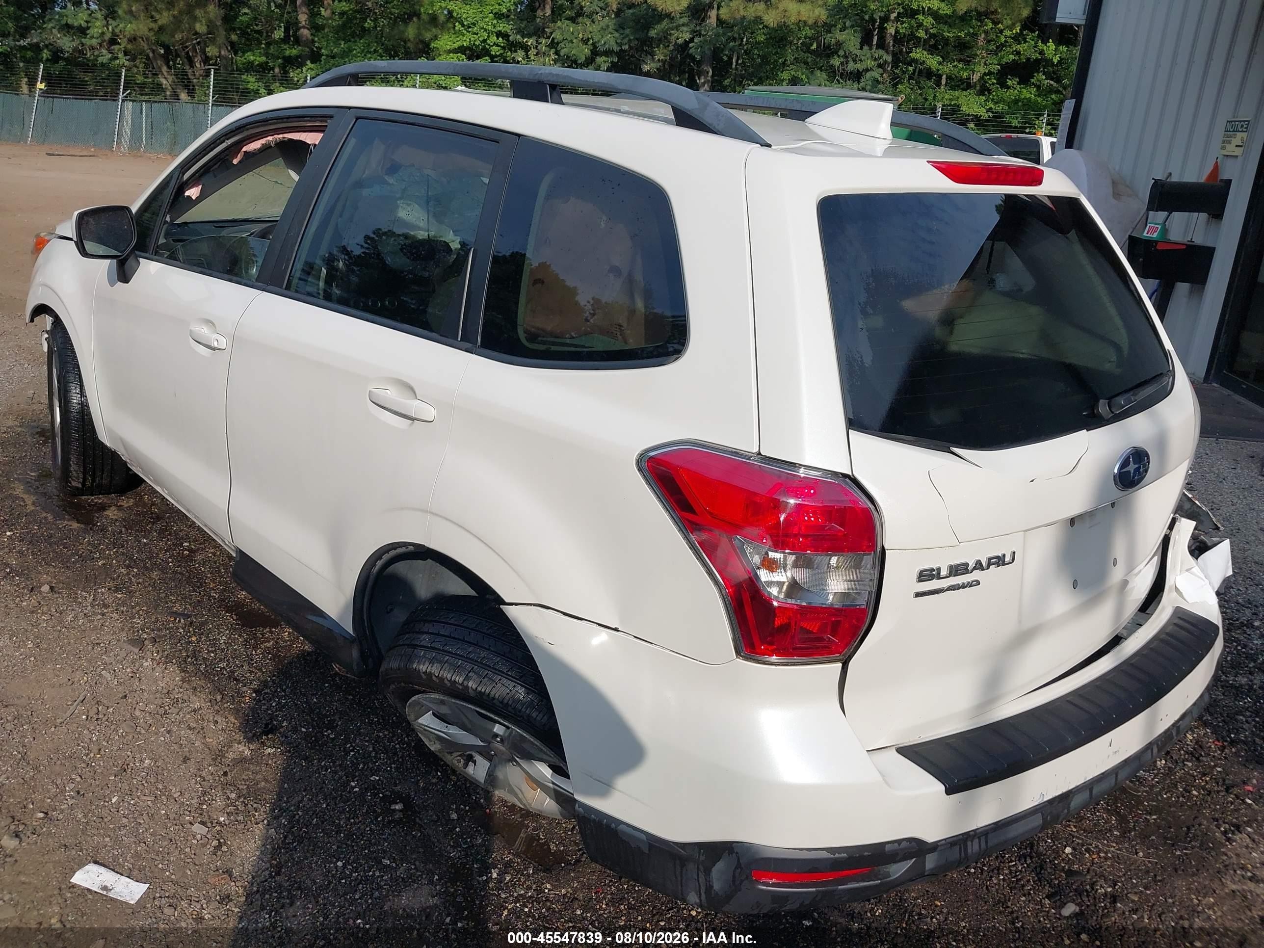 2016 Subaru Forester 2.5i Premium White vin: JF2SJADC9GH403908