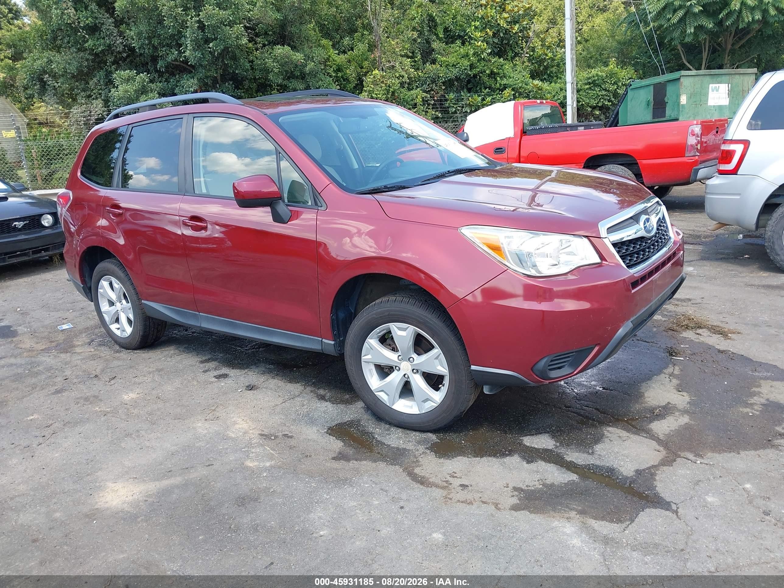 2016 Subaru Forester 2.5i Premium Red vin: JF2SJADC9GH508223