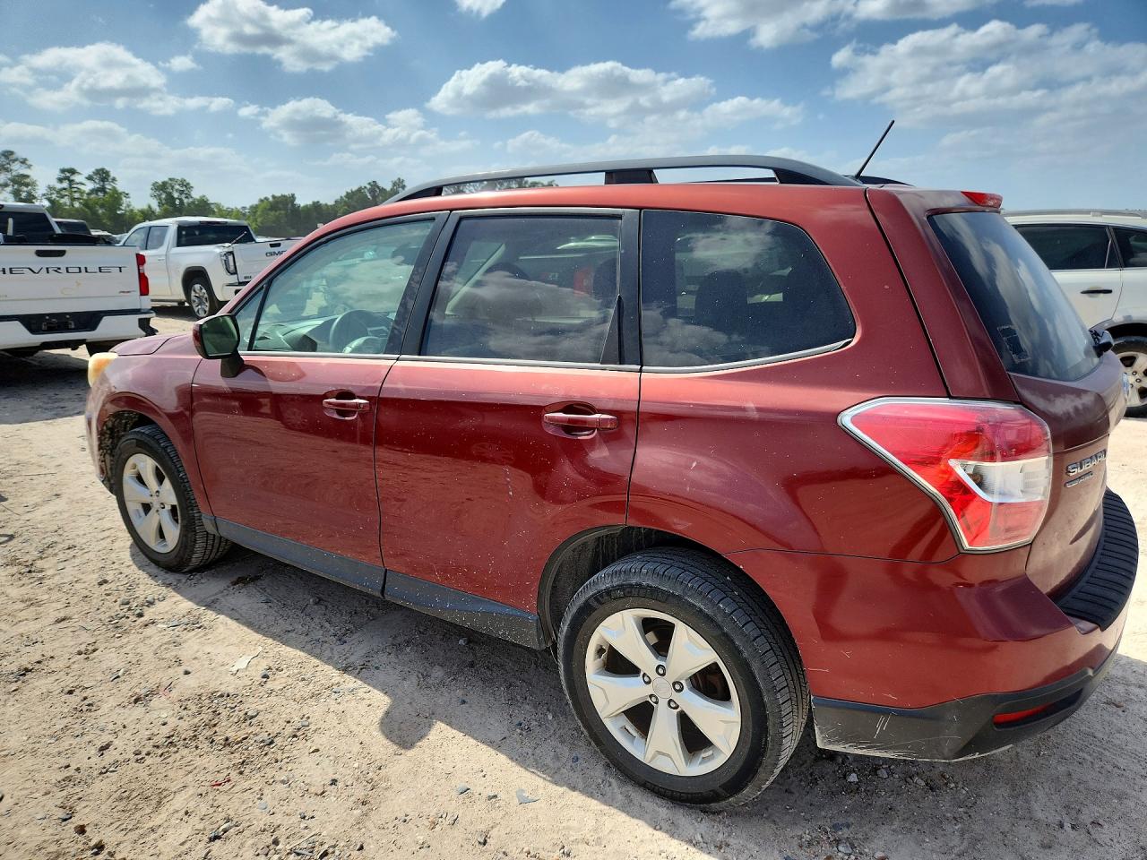 2015 Subaru Forester 2.5i Premium Red vin: JF2SJADCXFH403849
