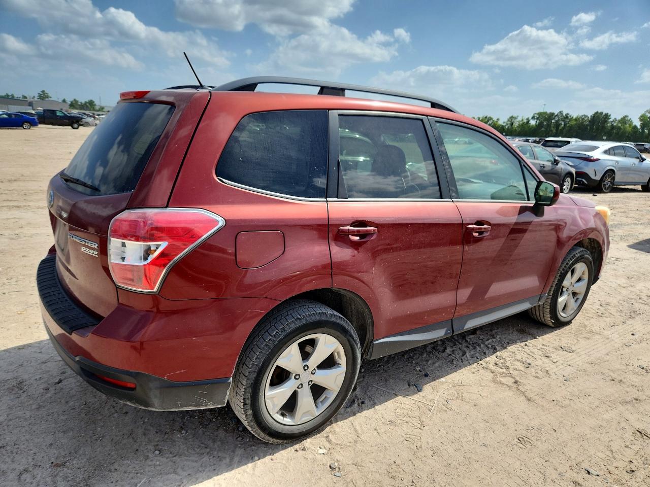 2015 Subaru Forester 2.5i Premium Red vin: JF2SJADCXFH403849
