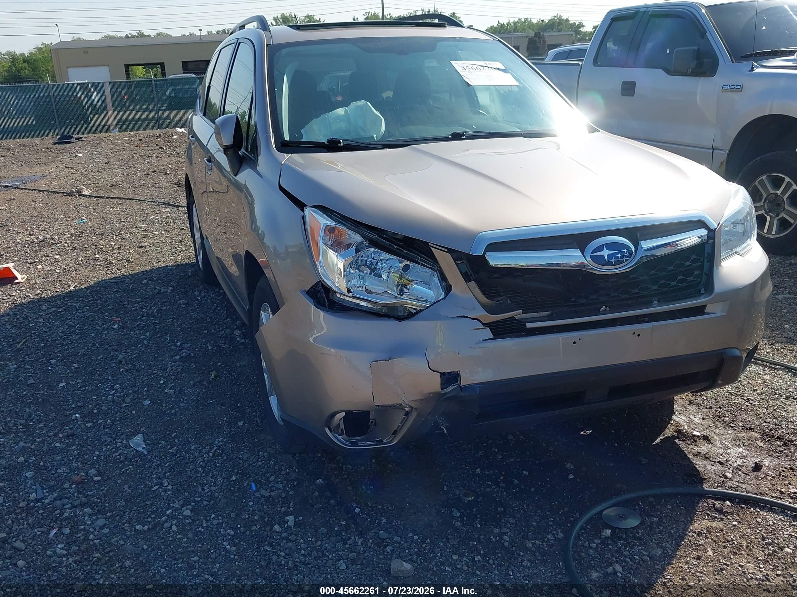 2015 Subaru Forester 2.5i Premium Золотой vin: JF2SJADCXFH434535