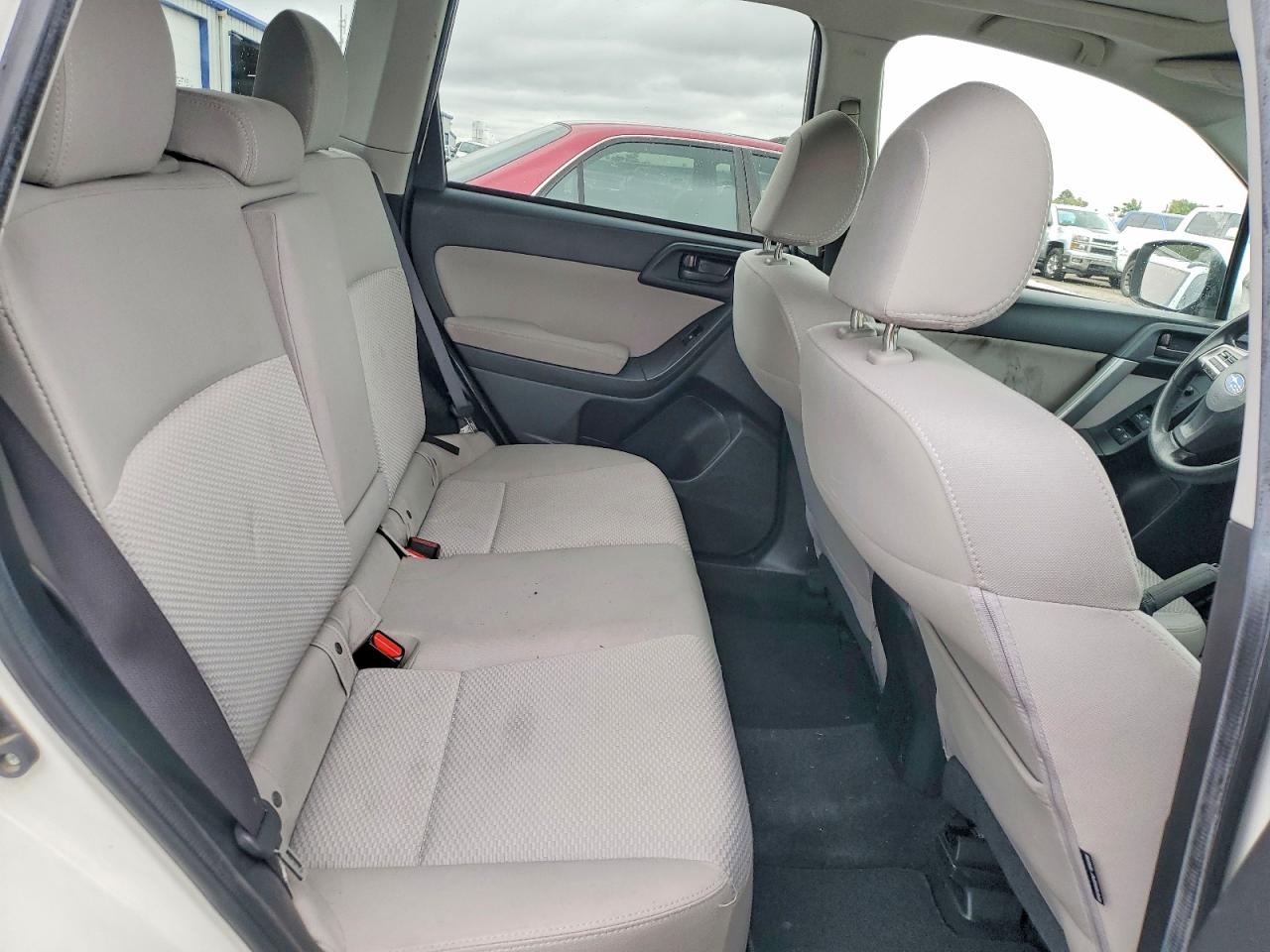 2015 Subaru Forester 2.5i Premium White vin: JF2SJADCXFH591255