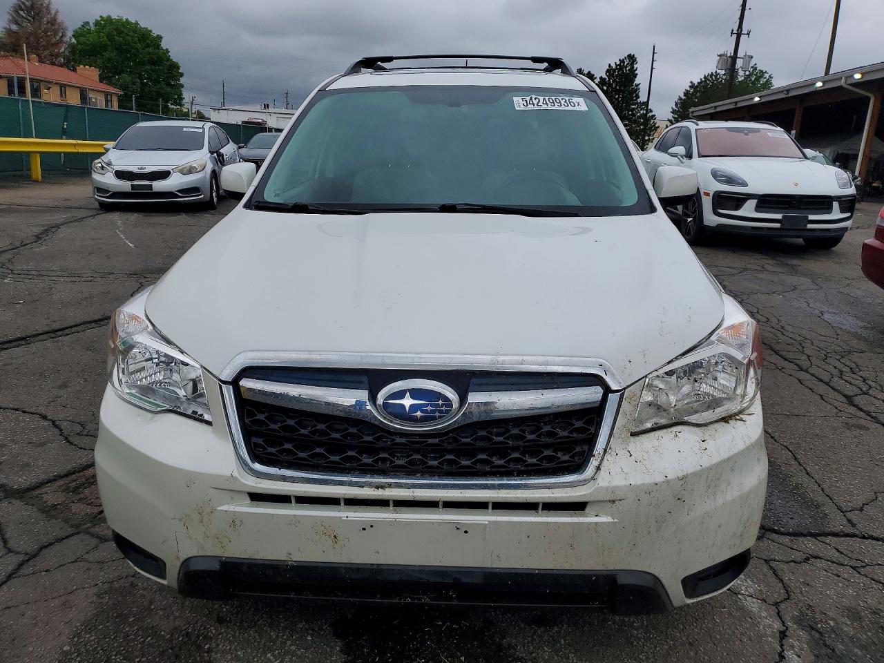 2015 Subaru Forester 2.5i Premium White vin: JF2SJADCXFH591255