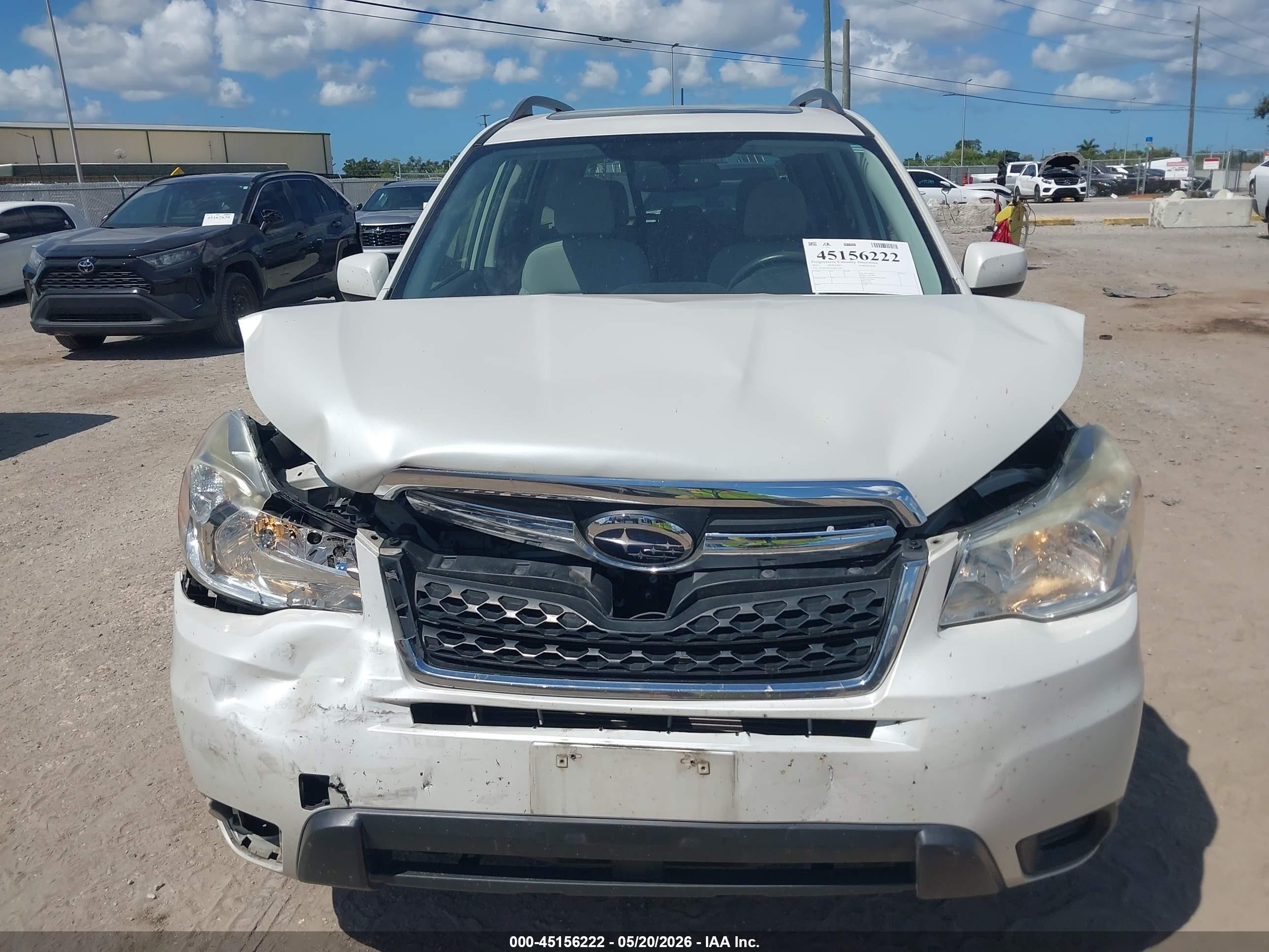 2015 Subaru Forester 2.5i Premium White vin: JF2SJADCXFH813566