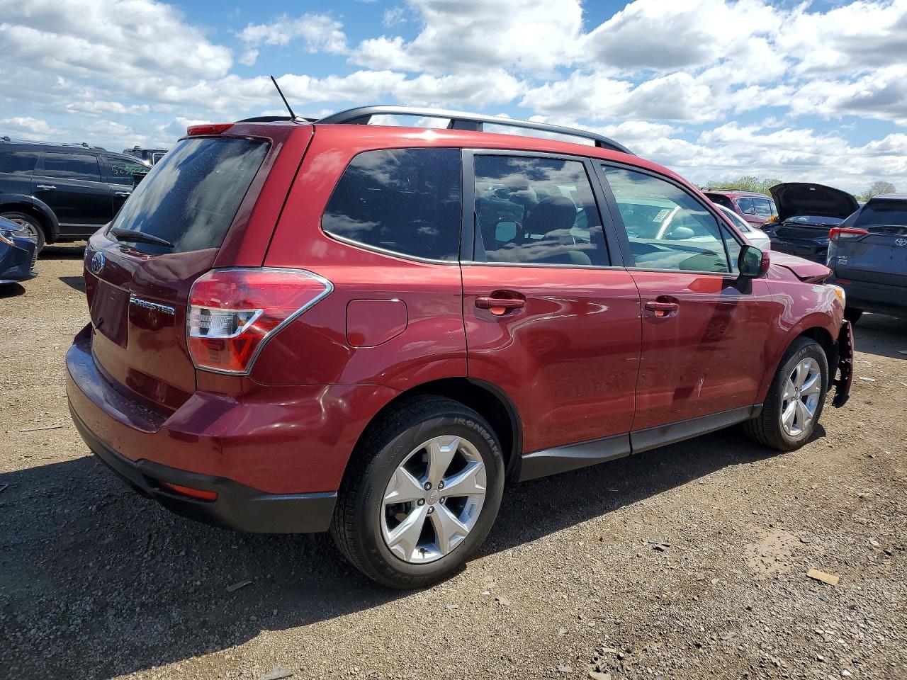 2015 Subaru Forester 2.5i Premium Red vin: JF2SJADCXFH827645