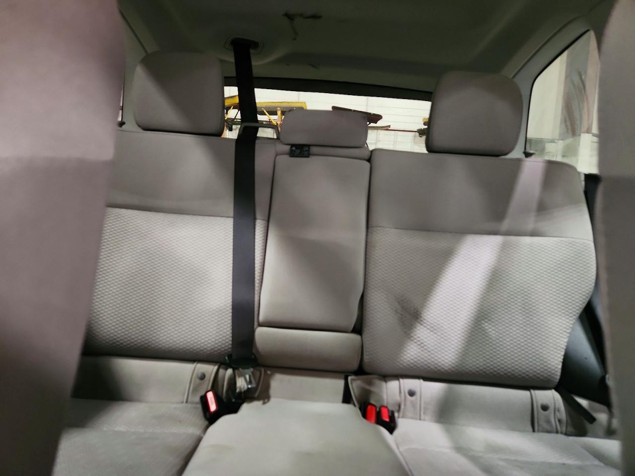 2015 Subaru Forester 2.5i Premium White vin: JF2SJADCXFH829699