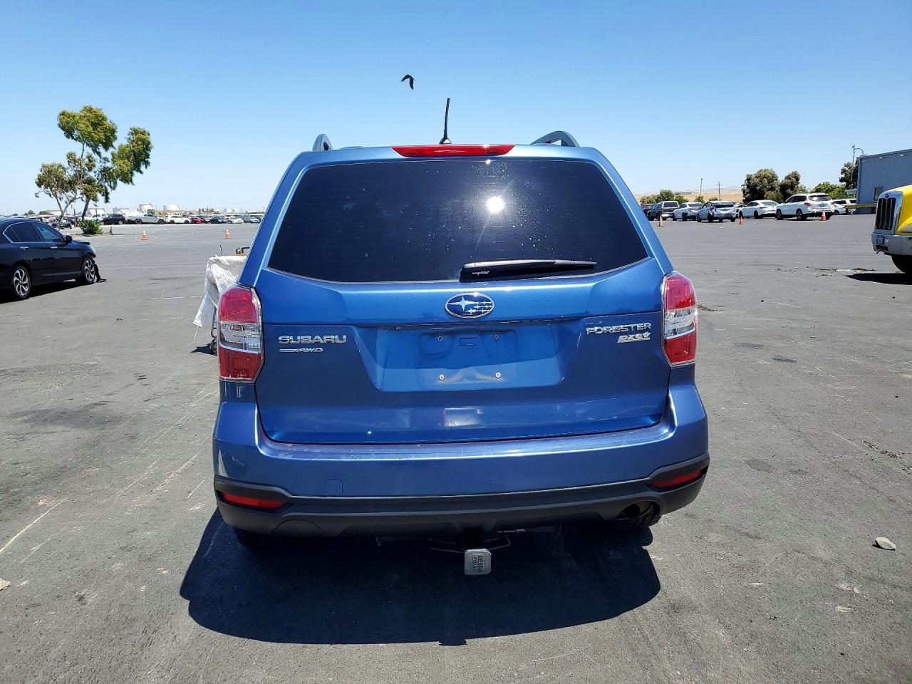 2015 Subaru Forester 2.5i Premium Синий vin: JF2SJADCXFH832439